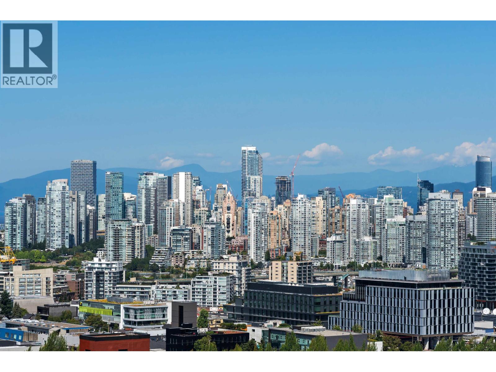 1812 285 E 10TH AVENUE