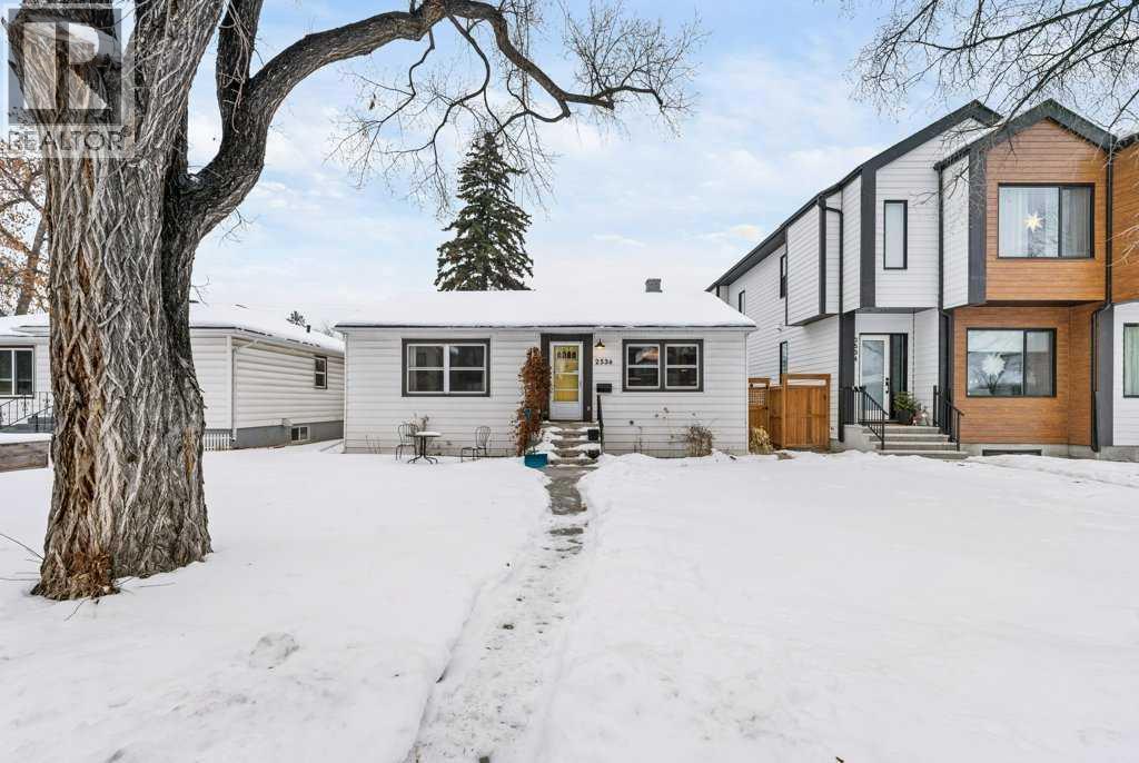2536 4 Avenue NW