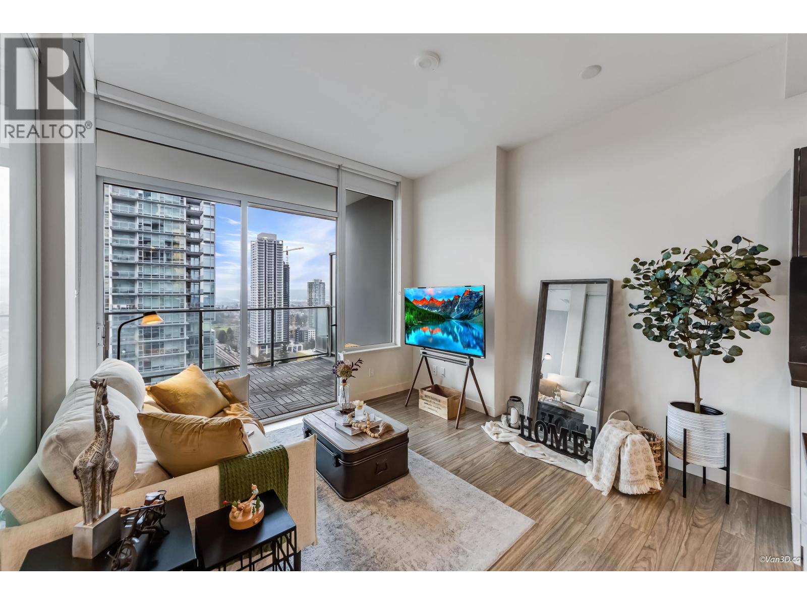 2207 6383 MCKAY AVENUE