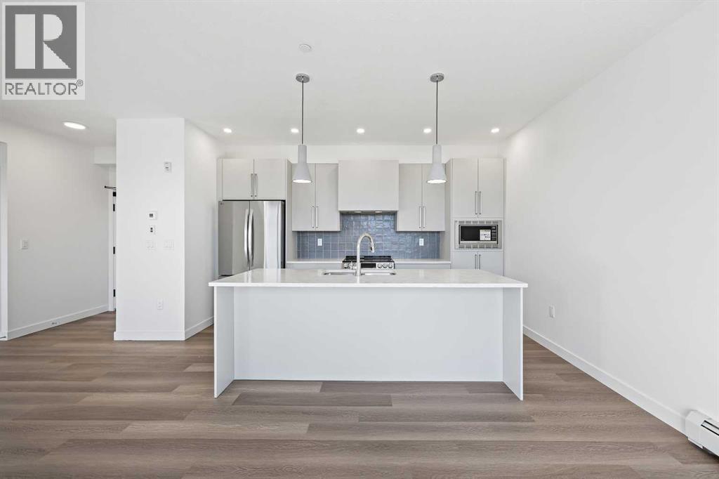 2215, 520 Reynolds Avenue SW