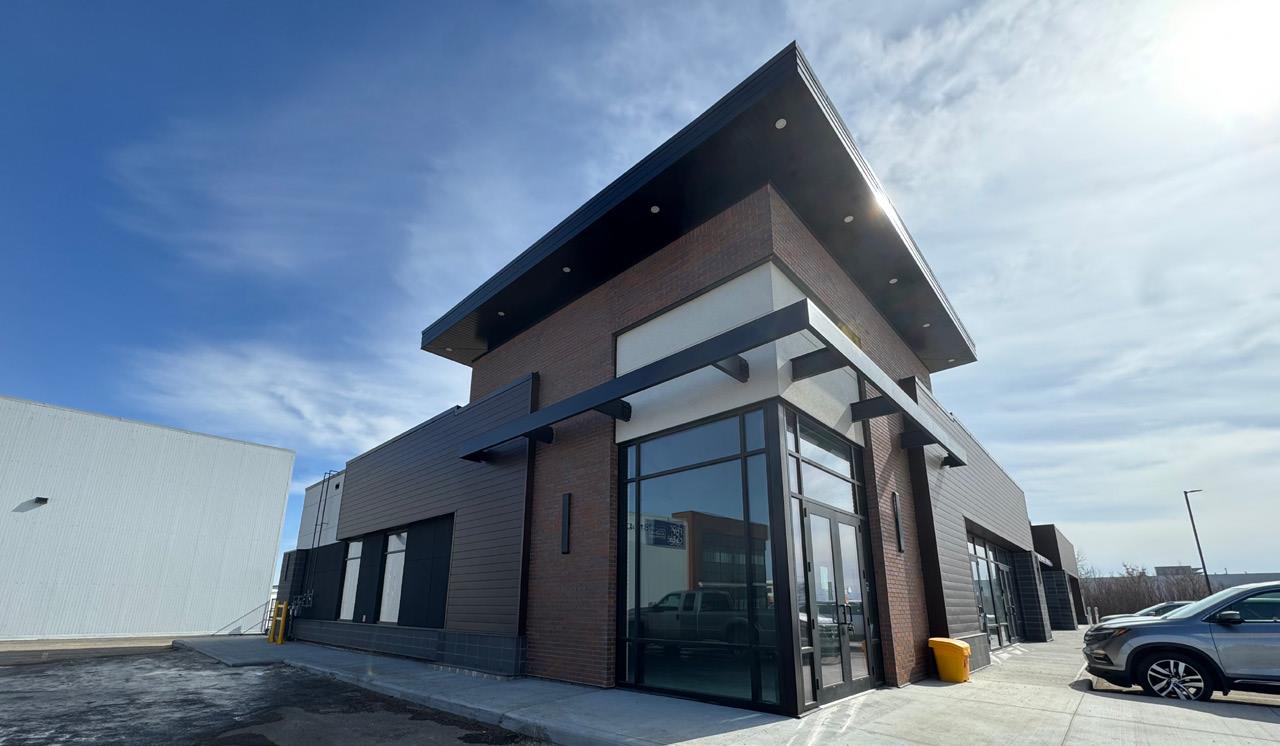 Unit 2 4905  Roper Road