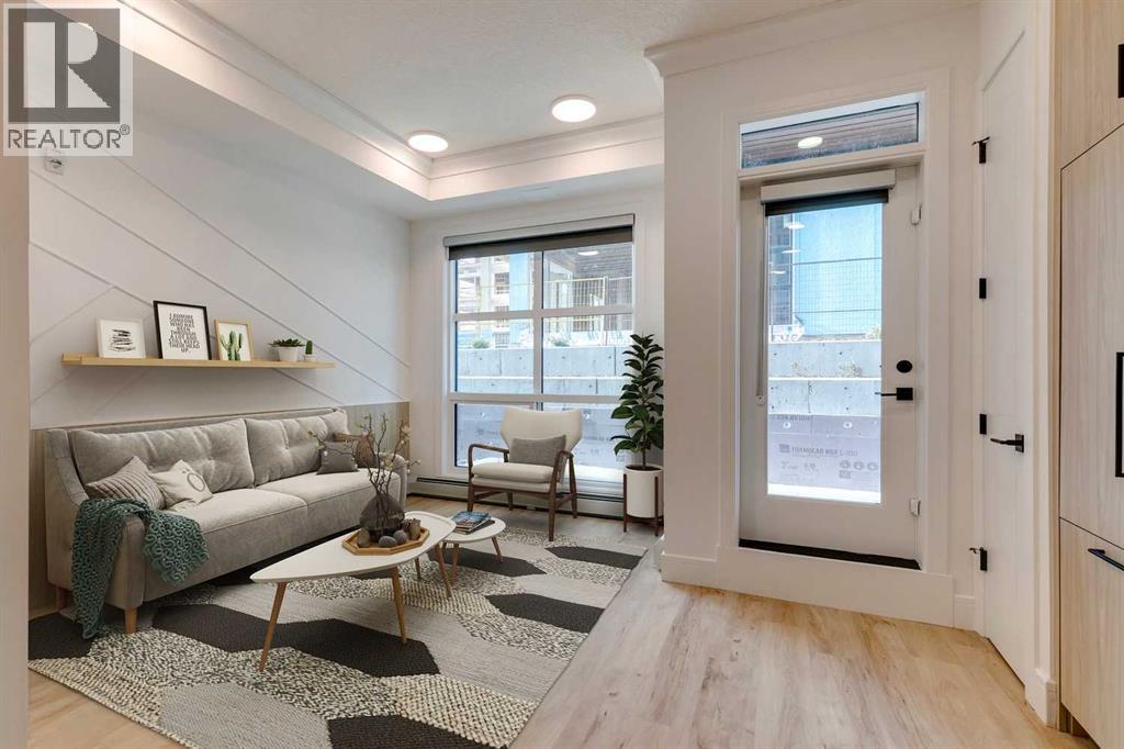 101, 370 Dieppe Drive SW