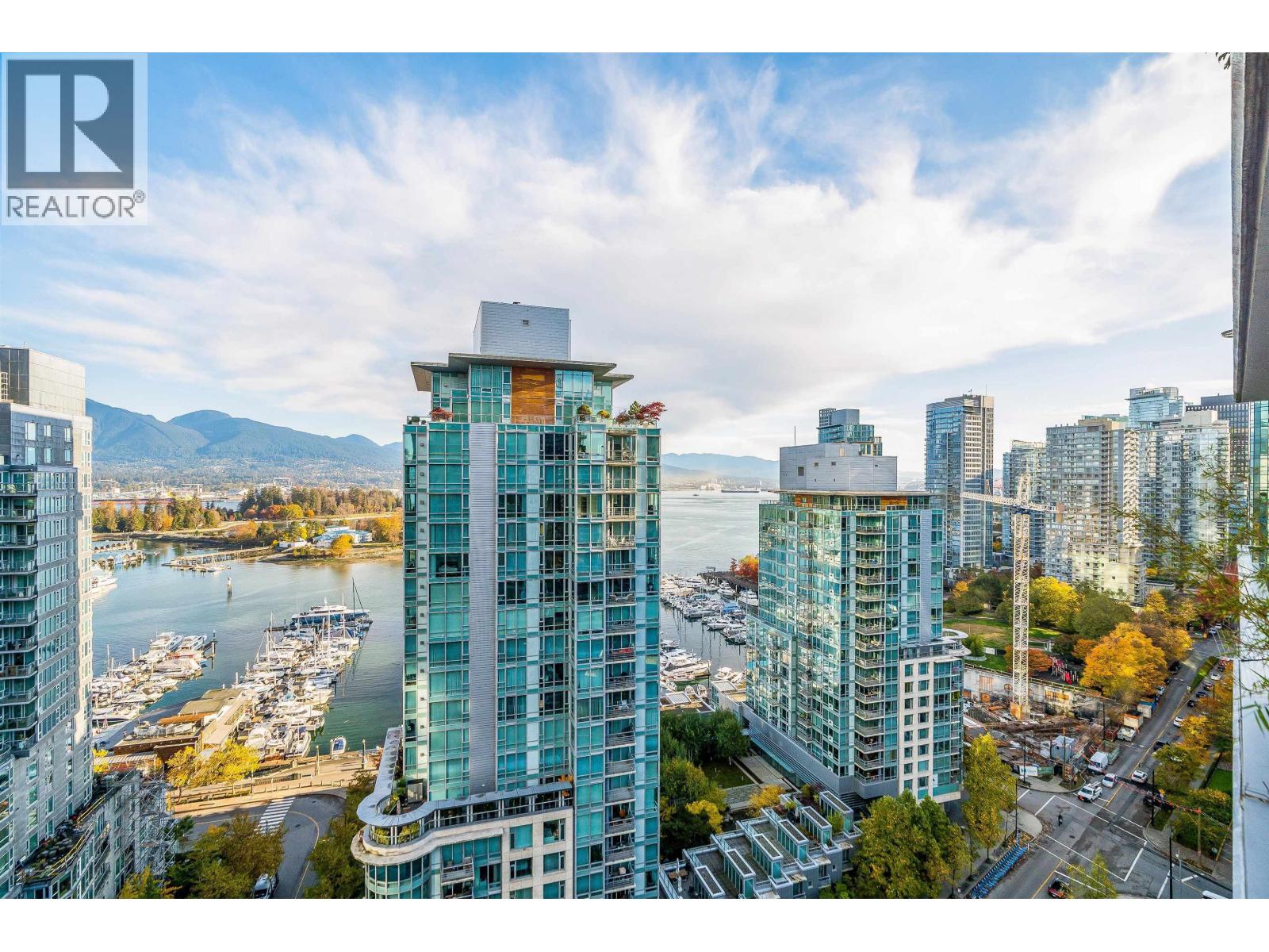 2101 1499 W PENDER STREET