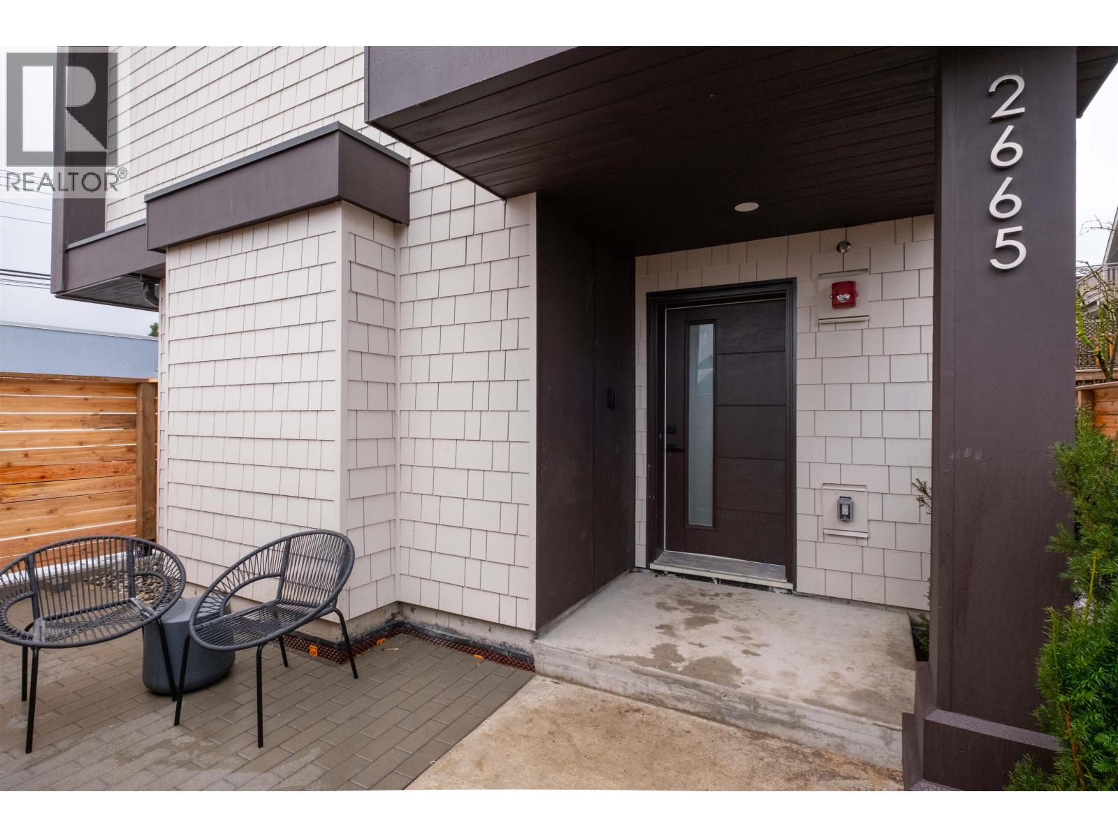 2665 E PENDER STREET