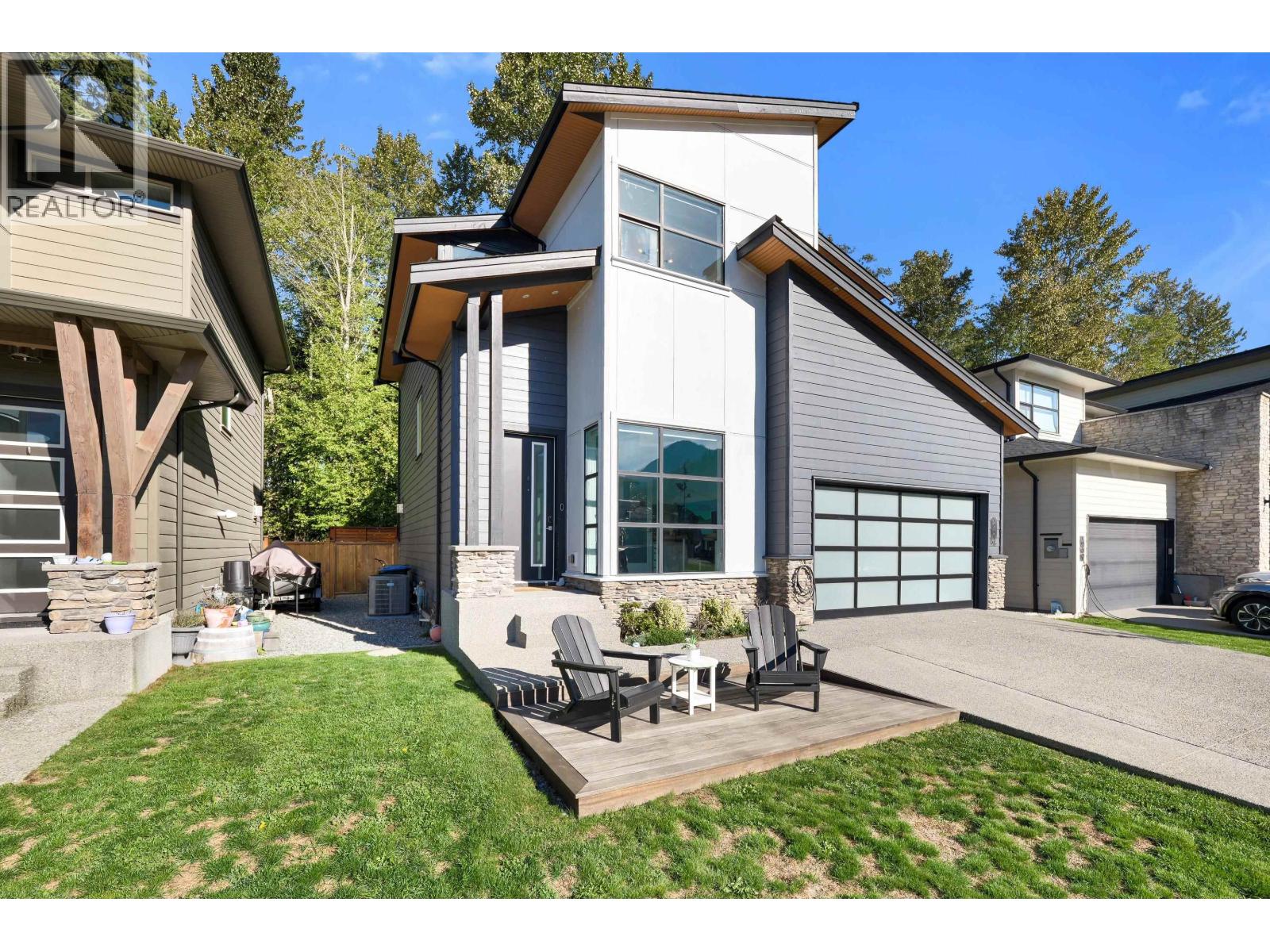 39349 FALCON CRESCENT