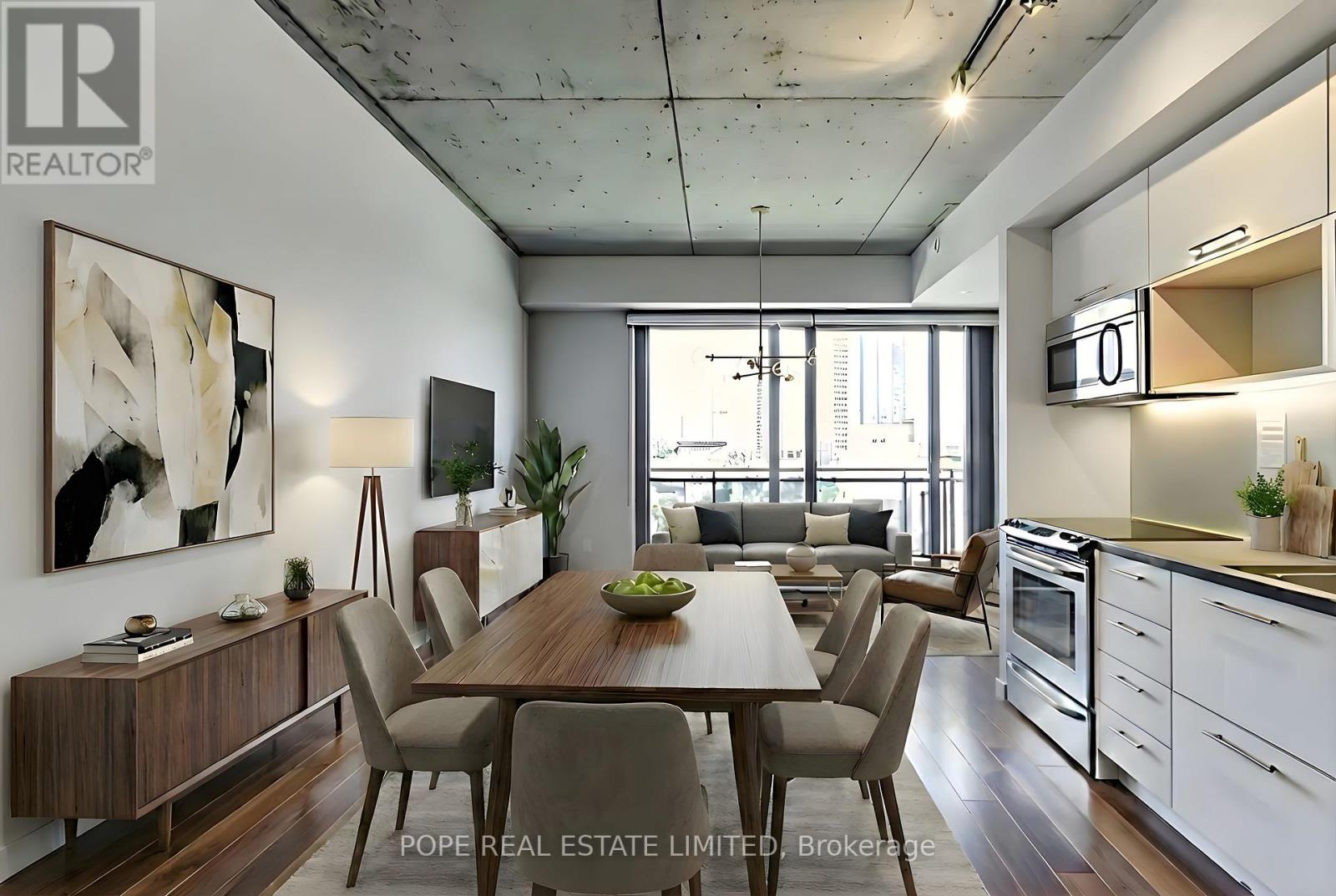 719 - 51 TROLLEY CRESCENT