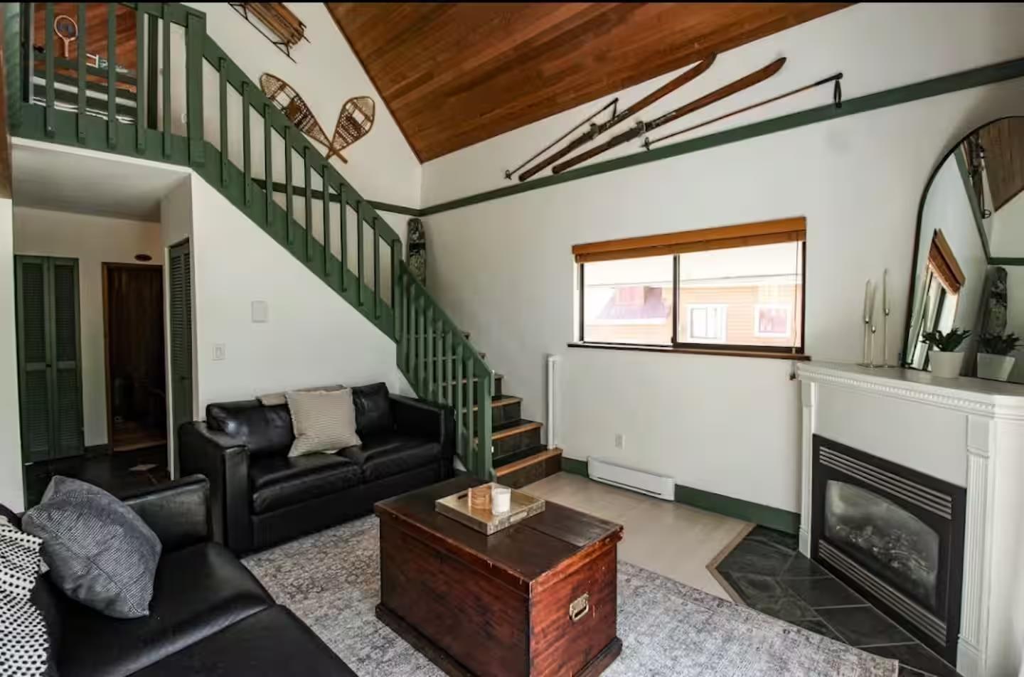 3 20668 EDELWEISS DRIVE