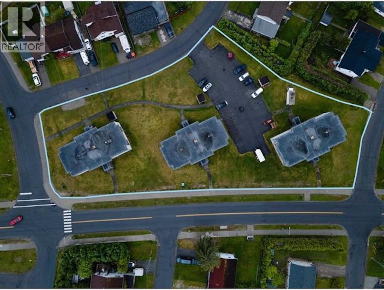 1260 KINGFISHER AVENUE