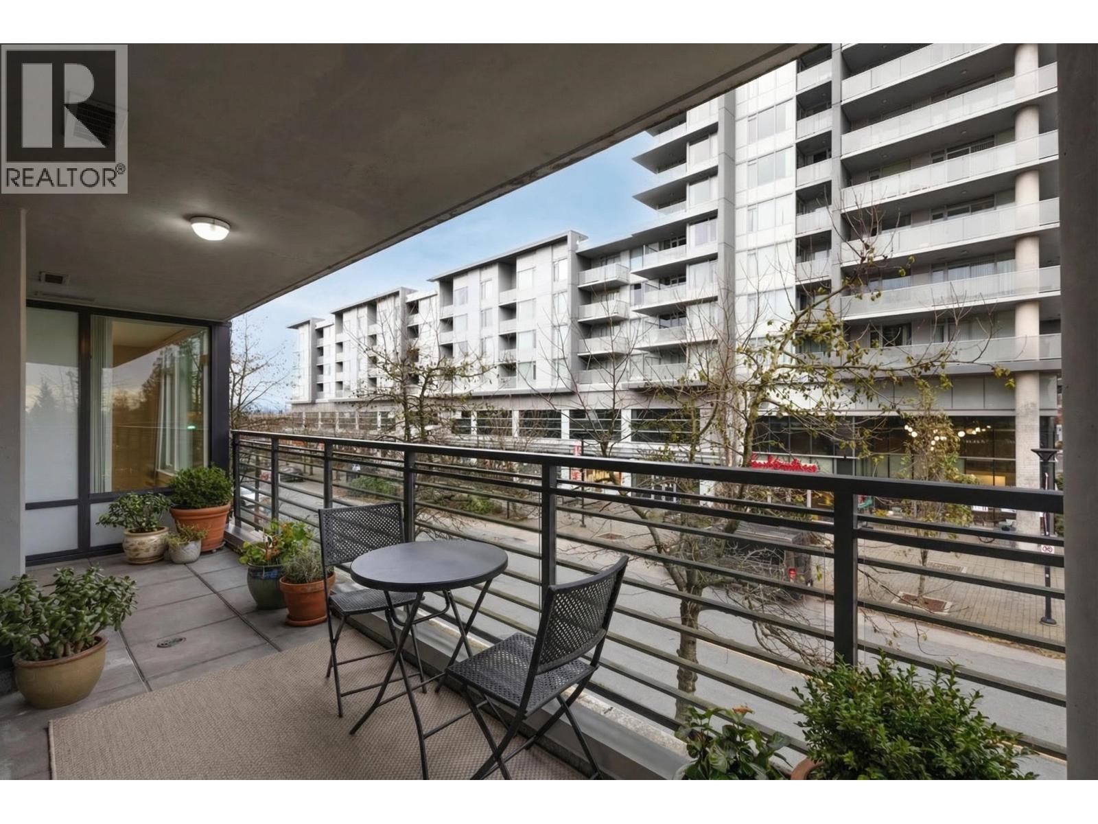 425 9009 CORNERSTONE MEWS