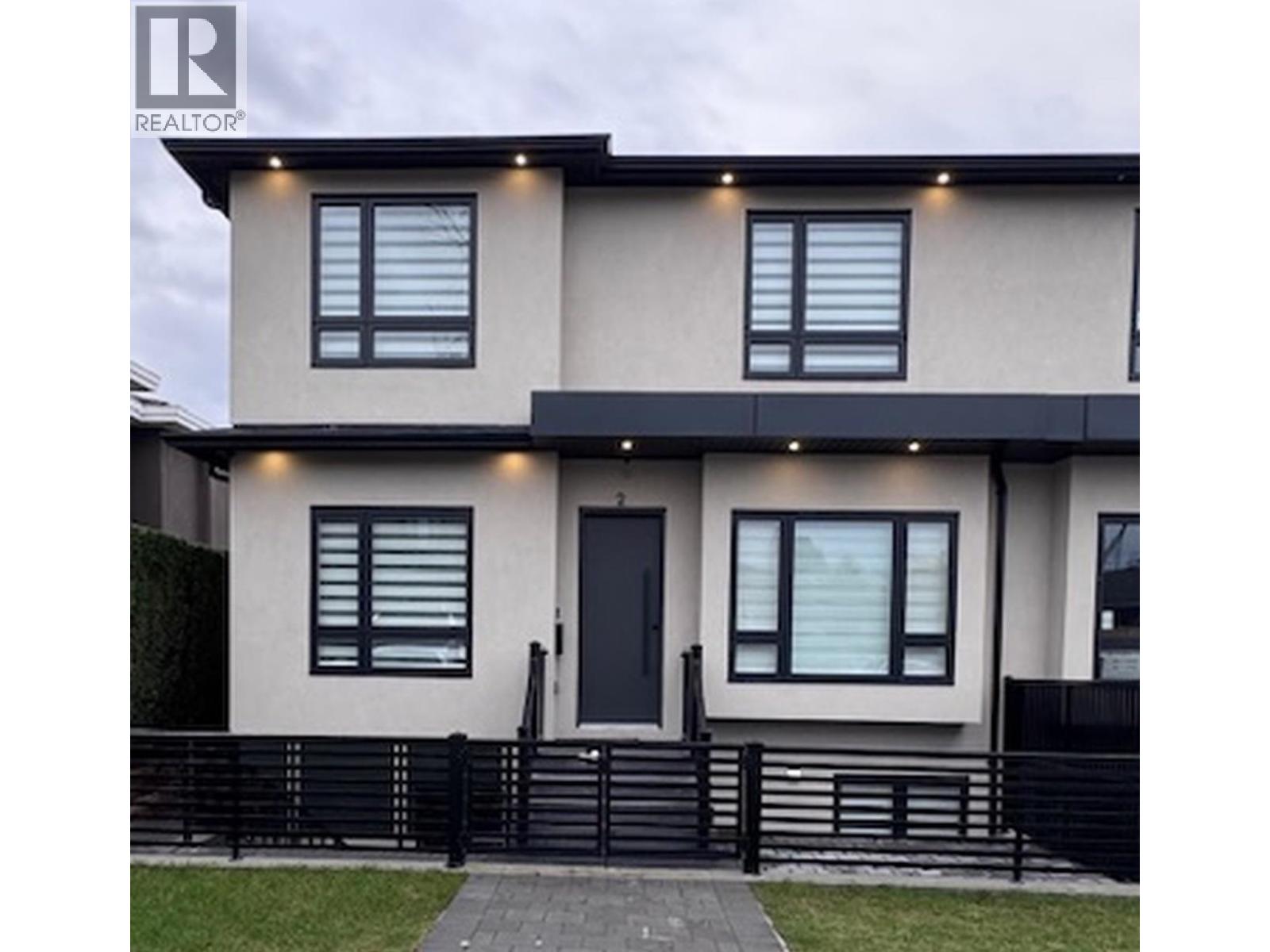 2 6554 CHARLES STREET