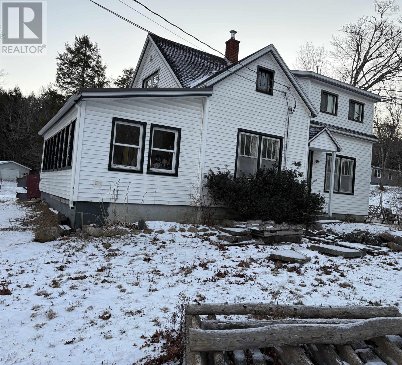 19 Lower Branch Road