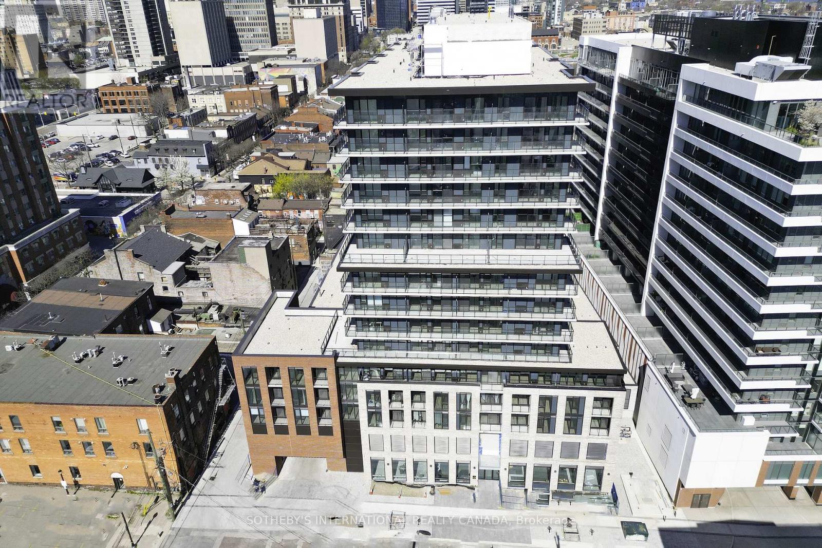 805 - 1 JARVIS STREET