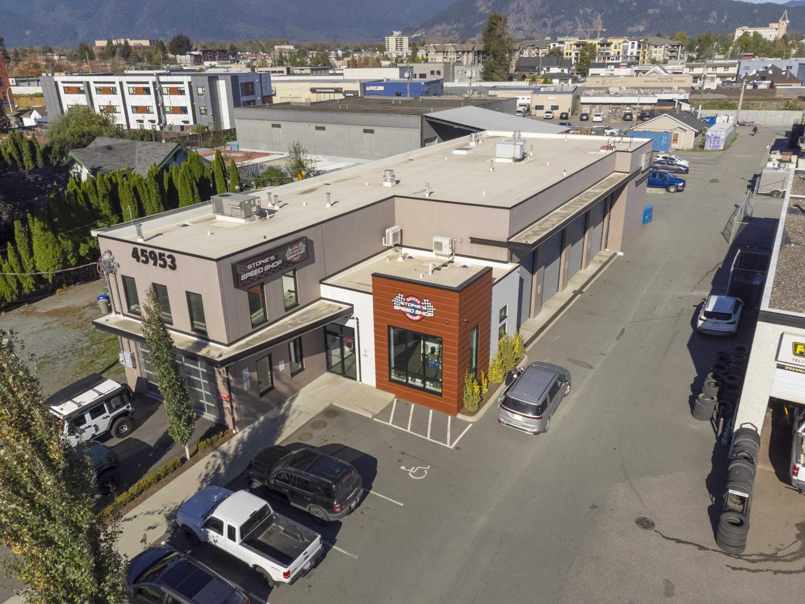 45953 ROWAT AVENUE, Chilliwack Proper South