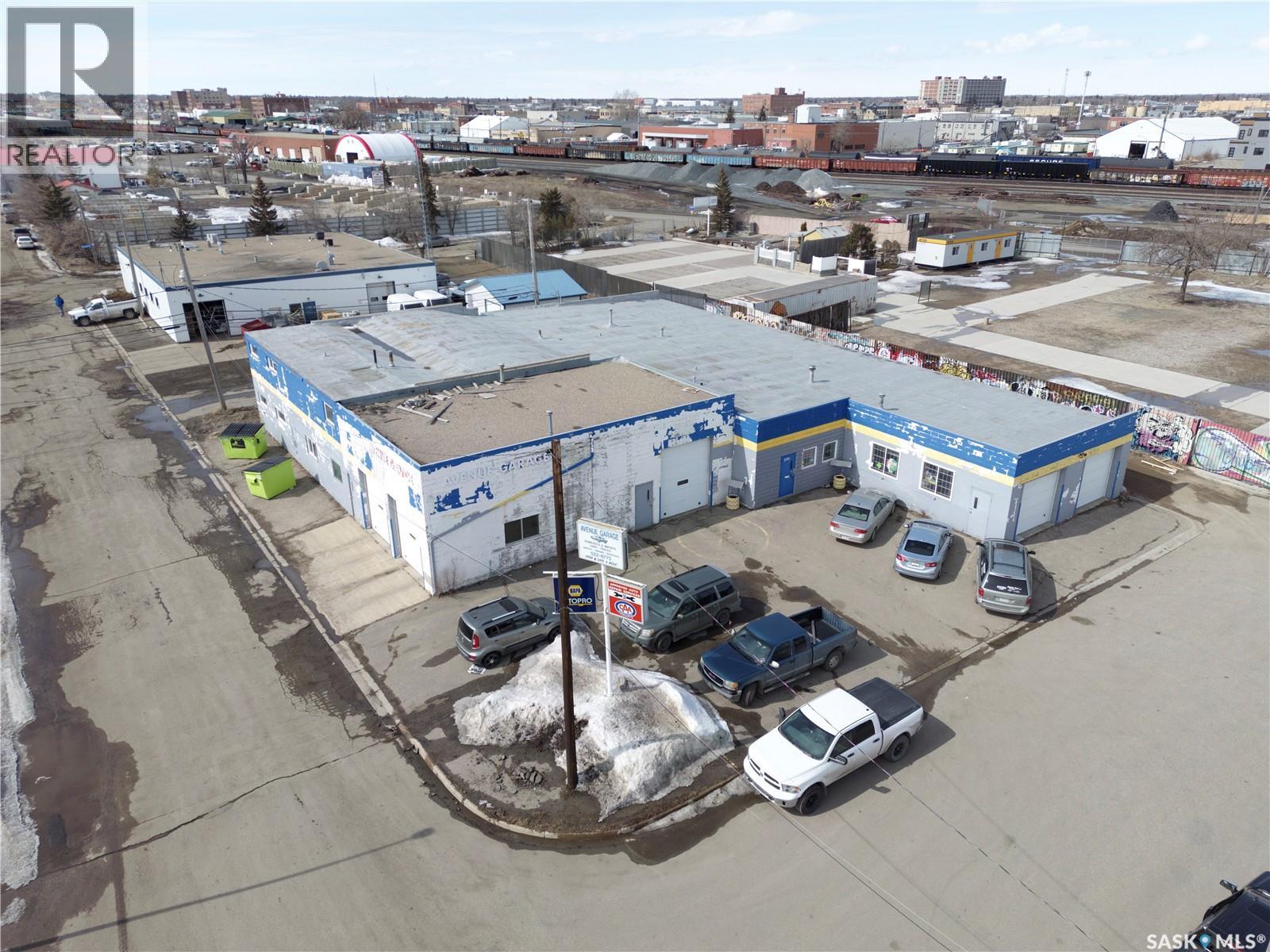 1524 MONTREAL STREET