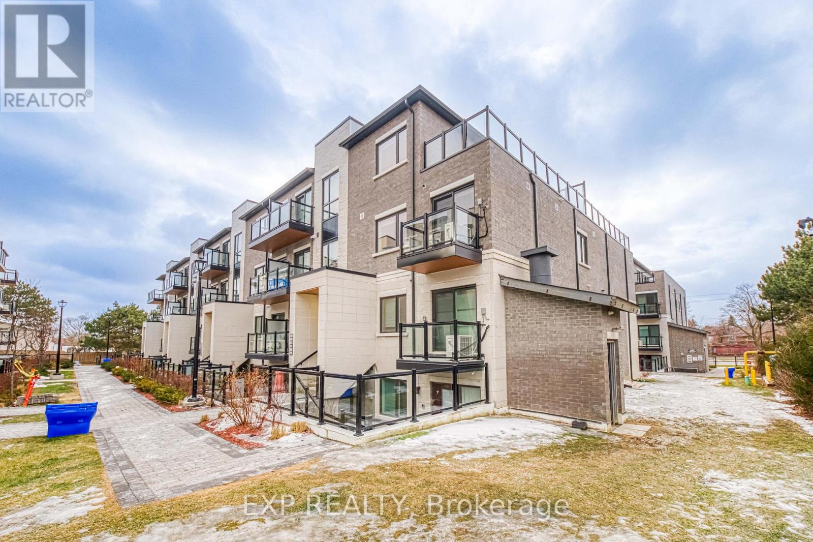 B107 - 50 MORECAMBE GATE