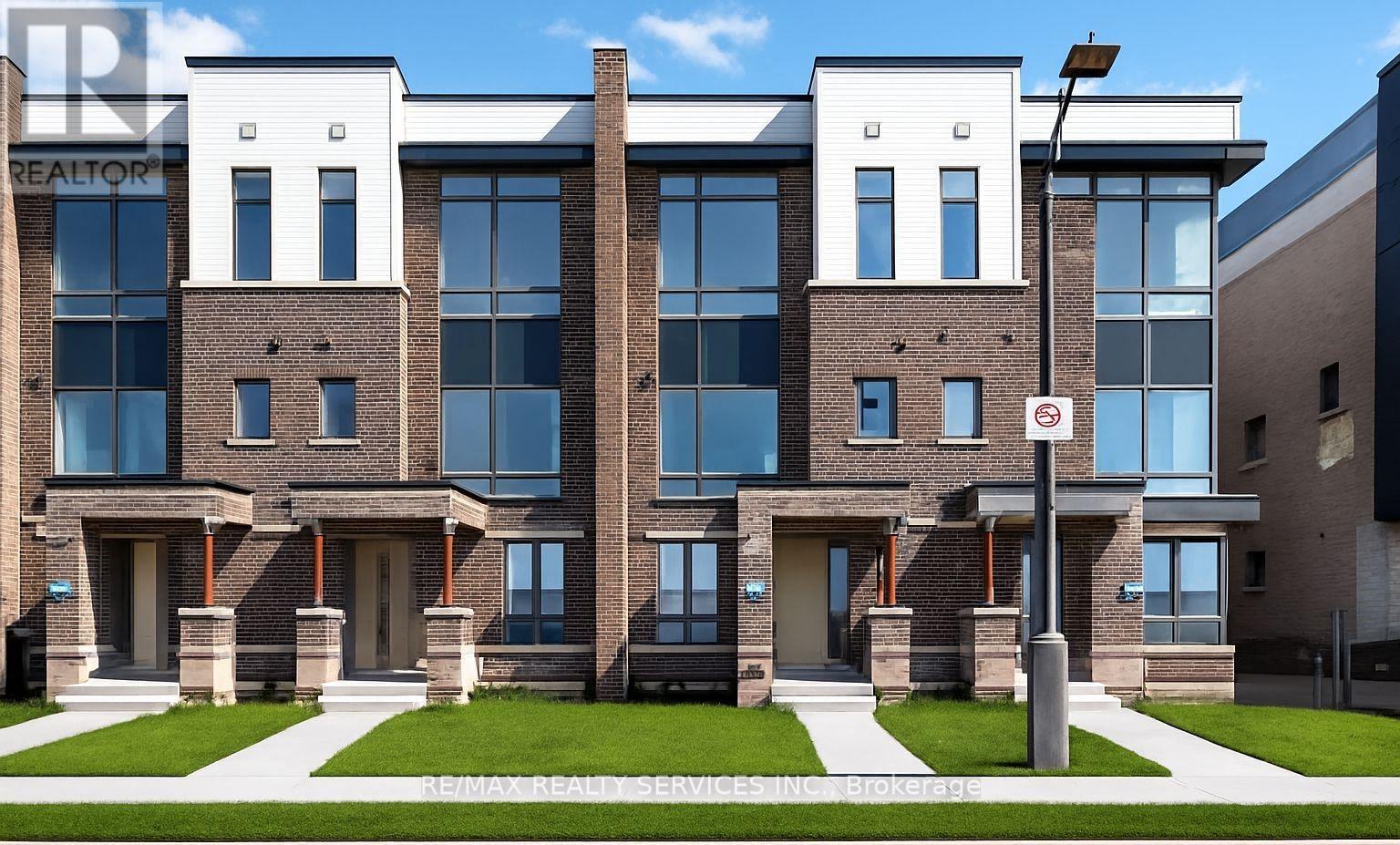 3051 MEADOWRIDGE DRIVE