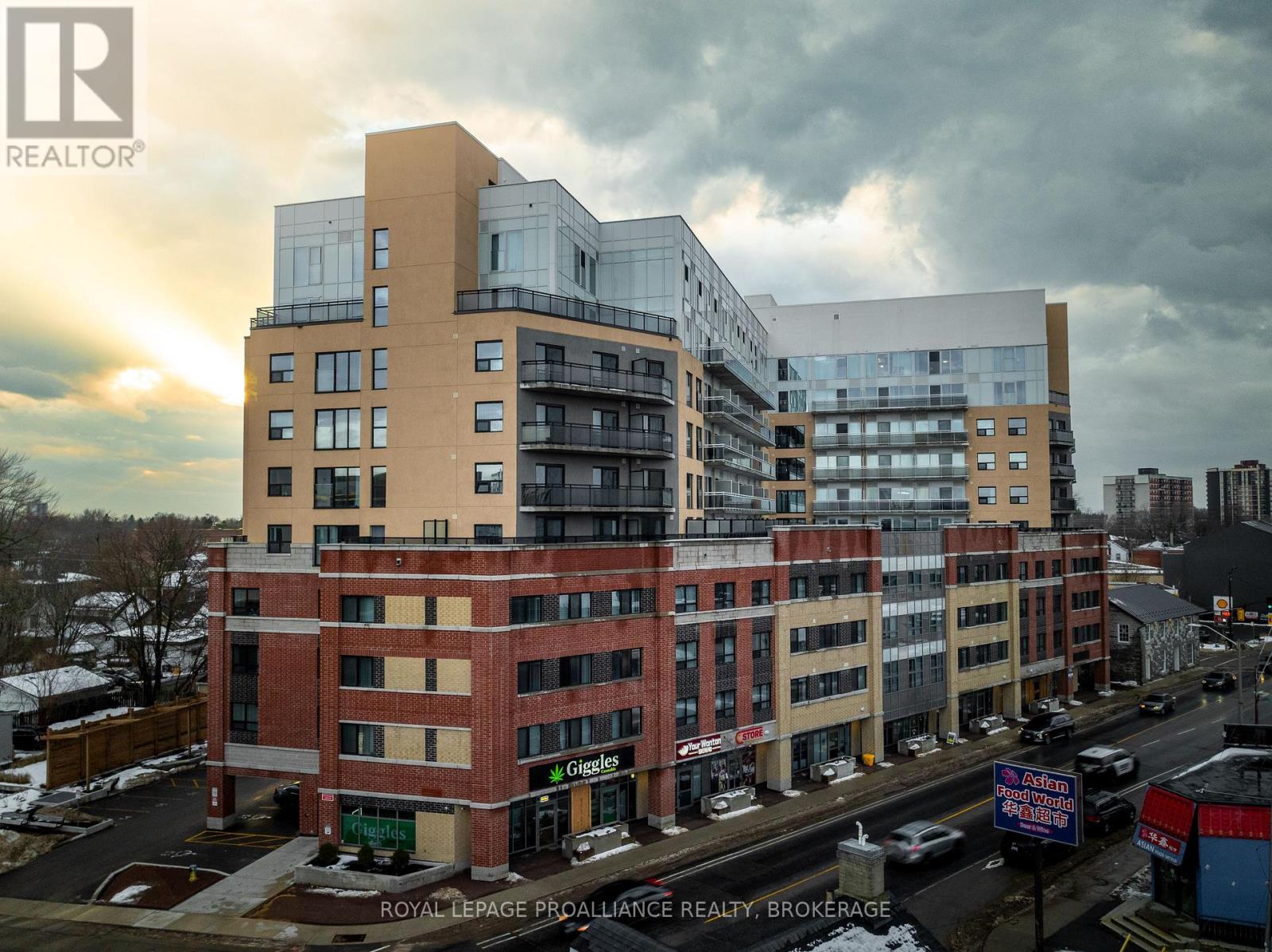 224 - 652 PRINCESS STREET