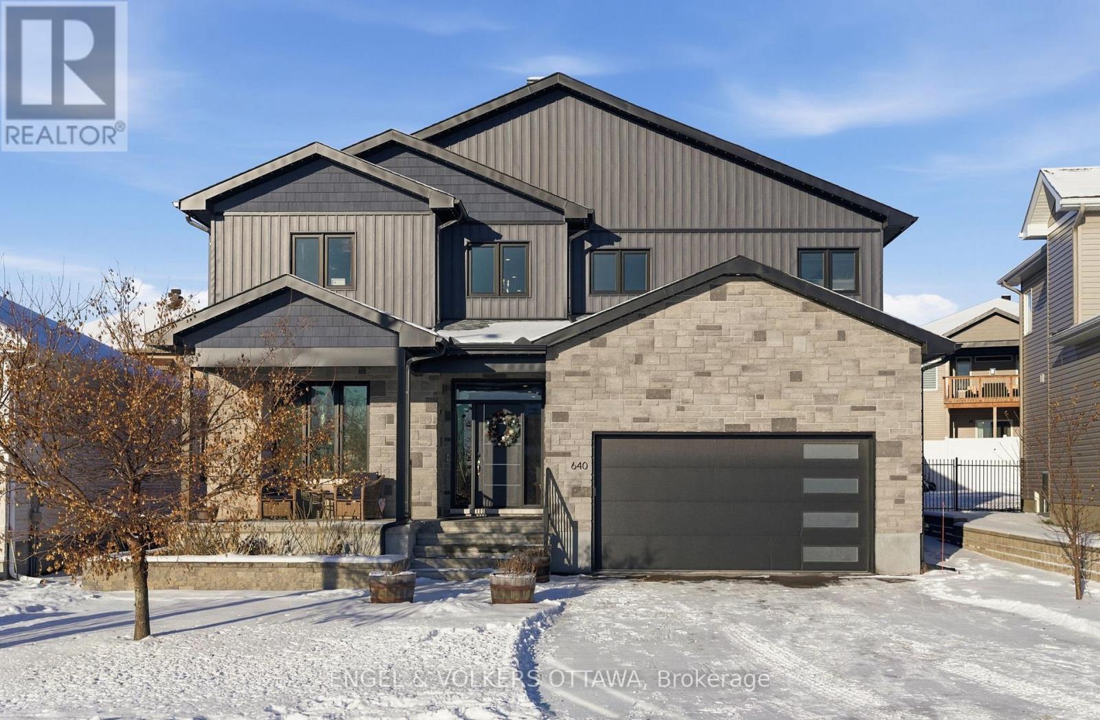 640 MEADOWRIDGE CIRCLE