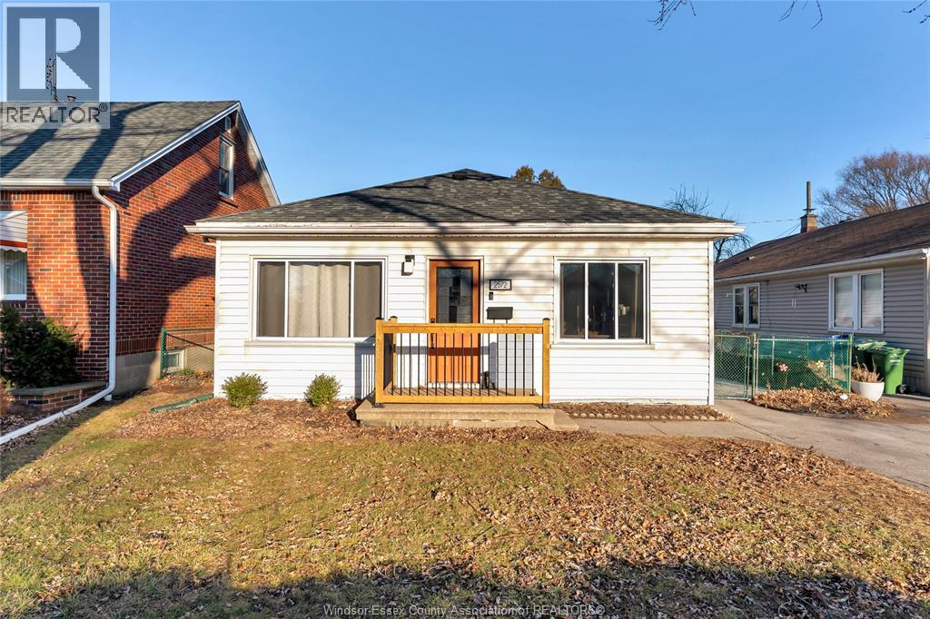 2572 TOURANGEAU ROAD