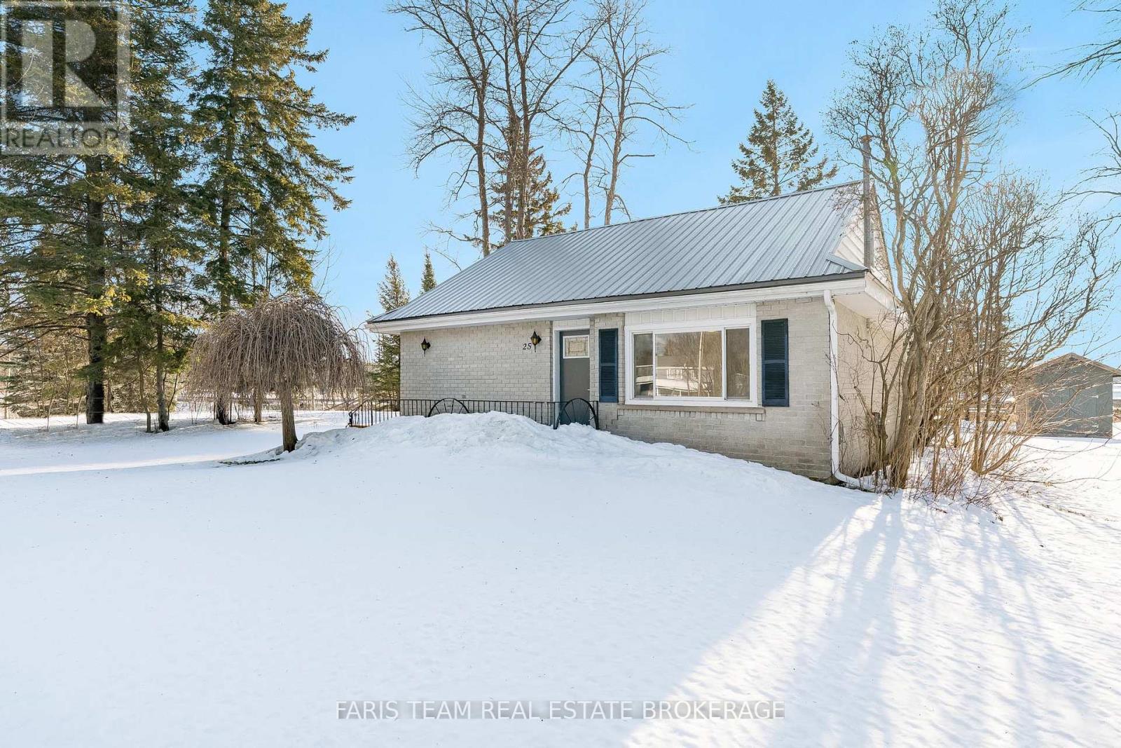 25 AYLING REID COURT