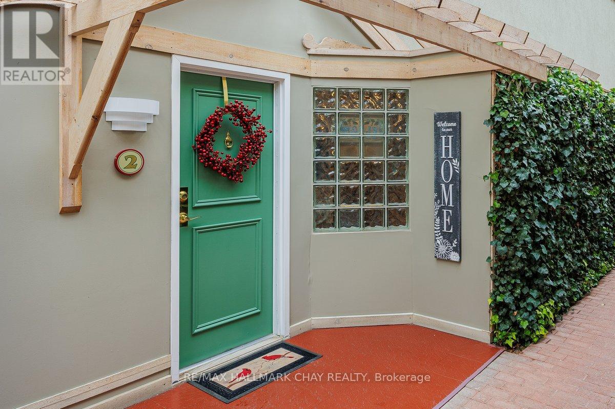 2 - 77 MILL STREET E