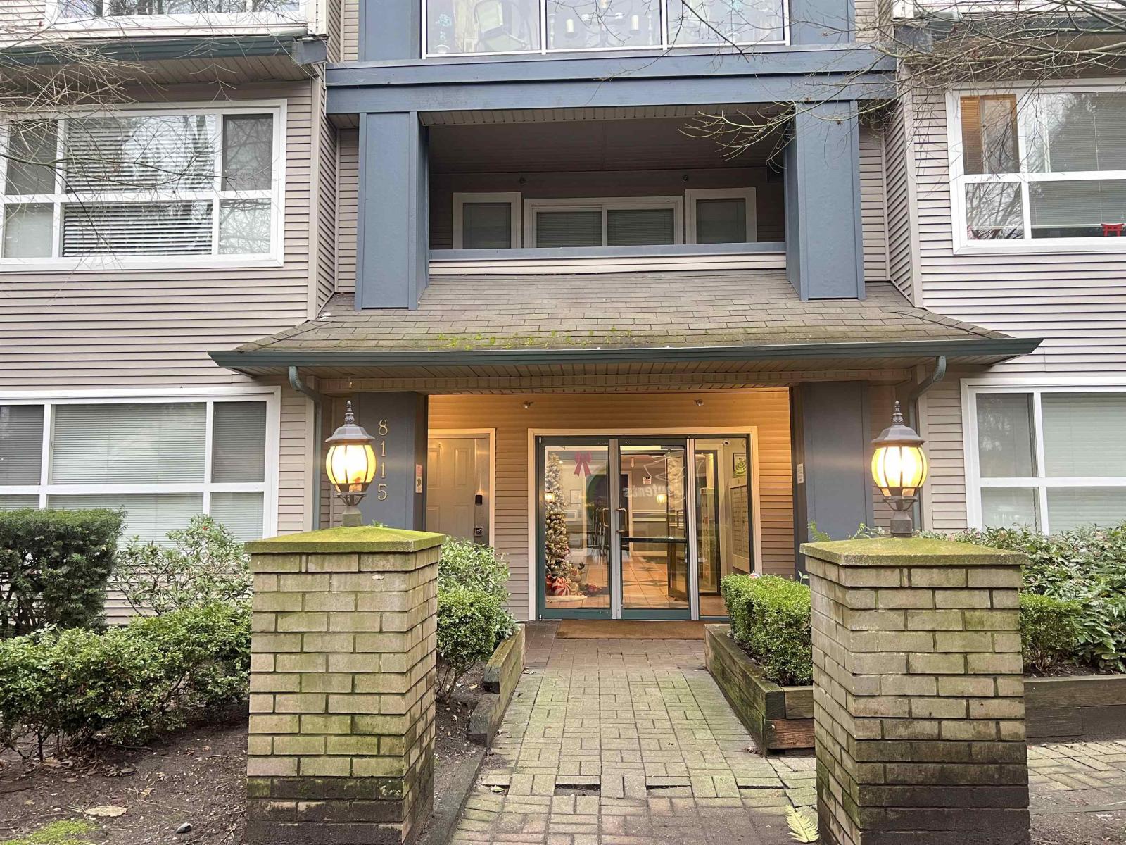 303 8115 121A STREET