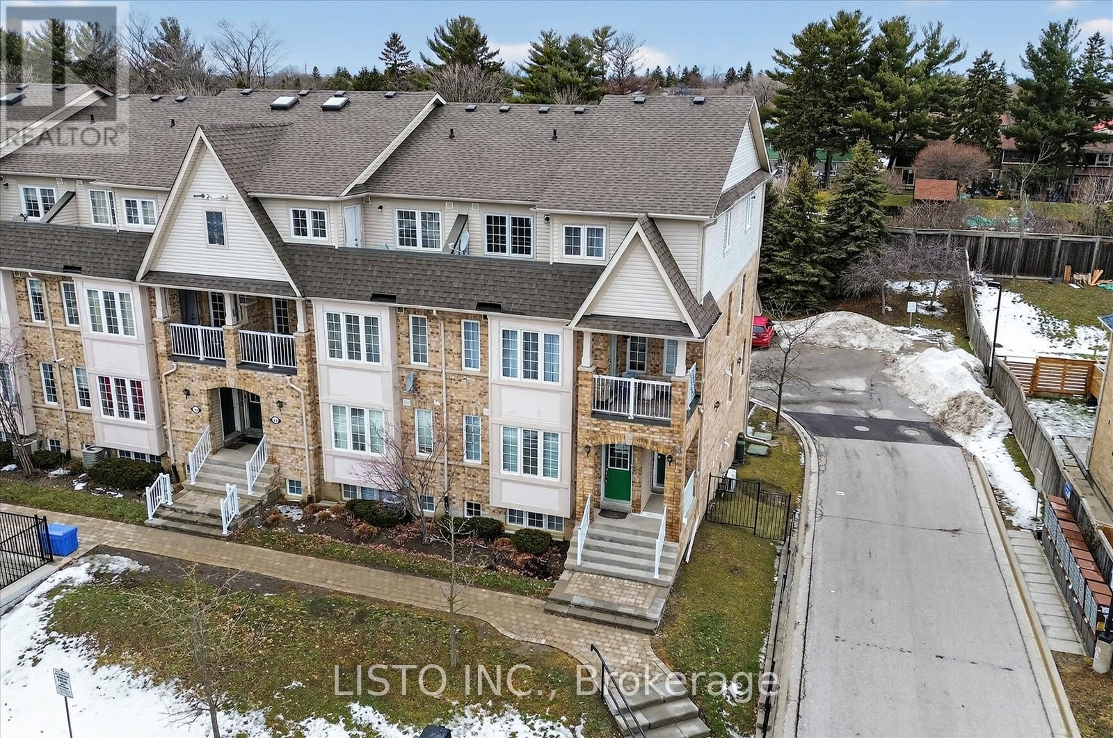 124 - 42 PINERY TRAIL