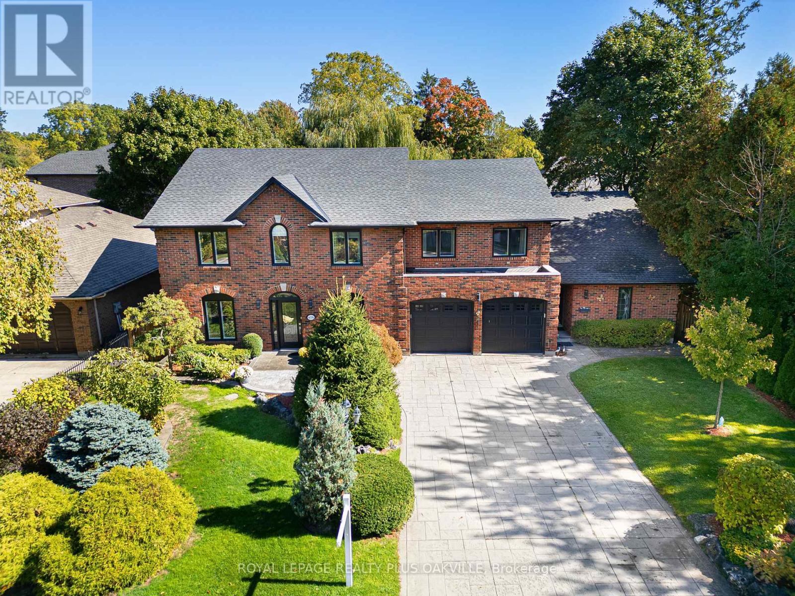 679 GREENRAVINE DRIVE