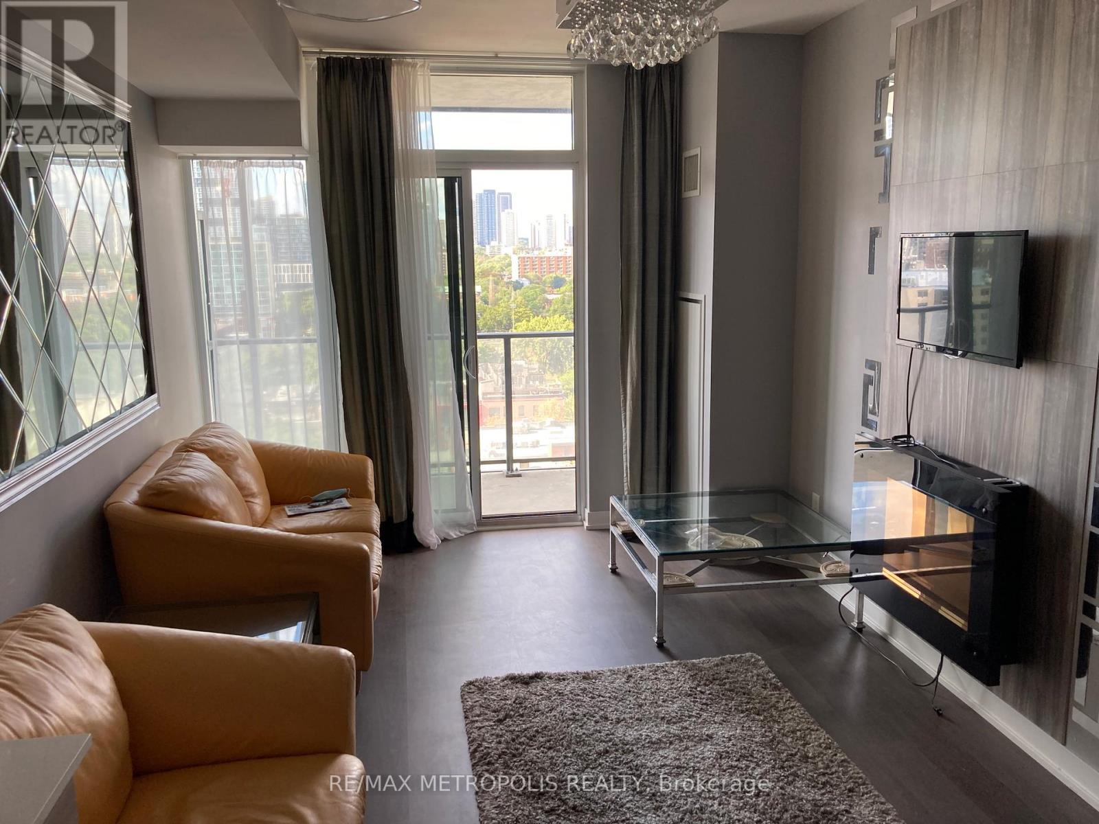 1302 - 105 GEORGE STREET