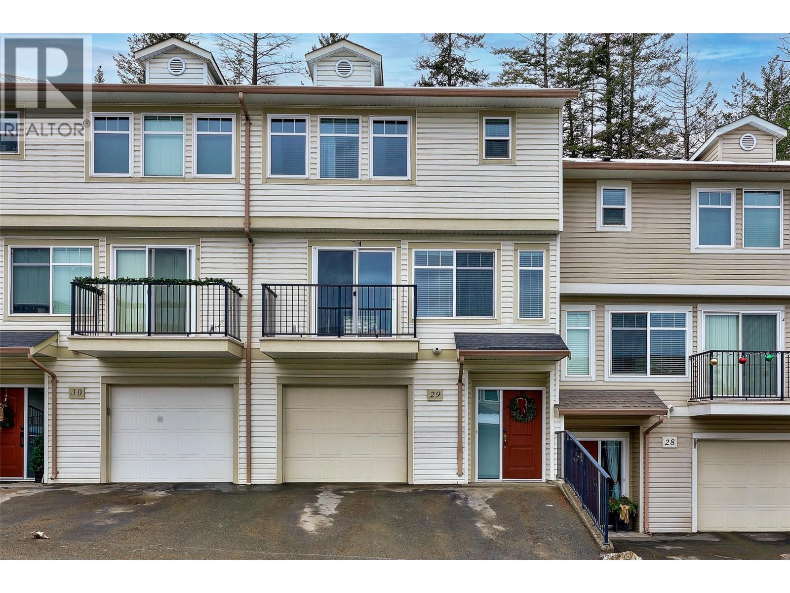 1990 PACIFIC Way Unit# 29