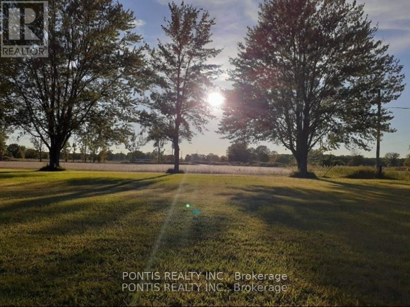 7059 DUFFERIN AVENUE