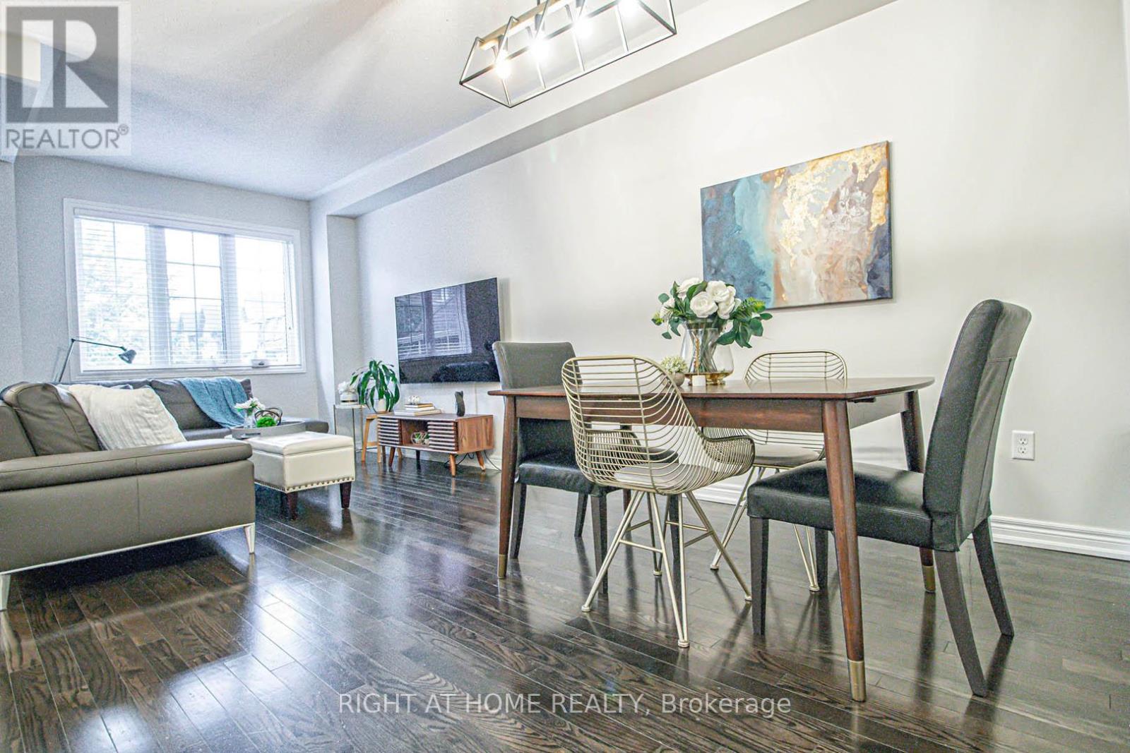 1358 GRANROCK CRESCENT