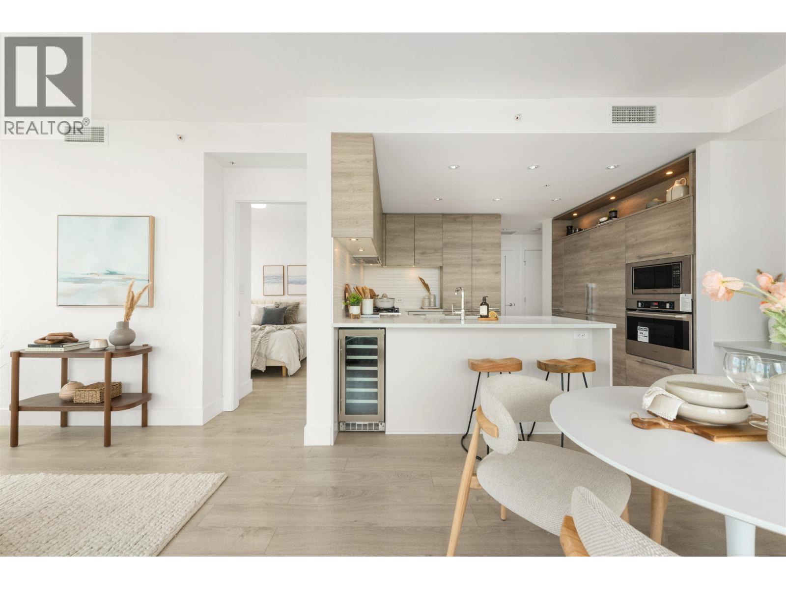 2310 7358 EDMONDS STREET