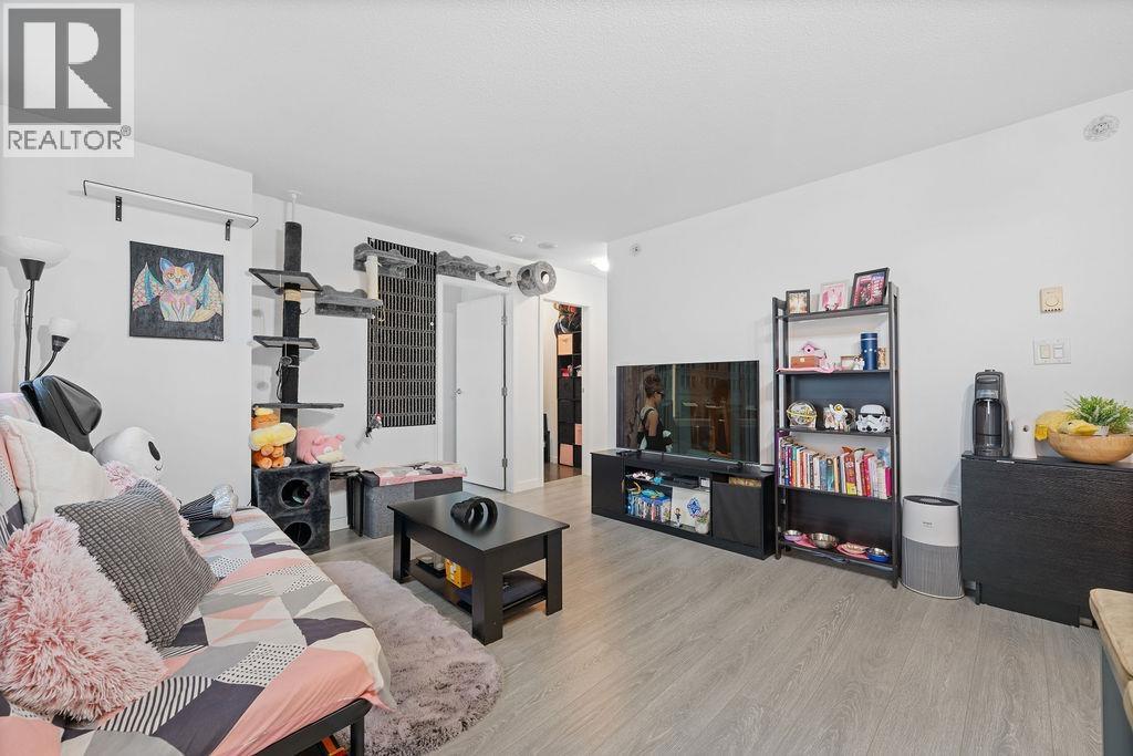 2205 111 W GEORGIA STREET