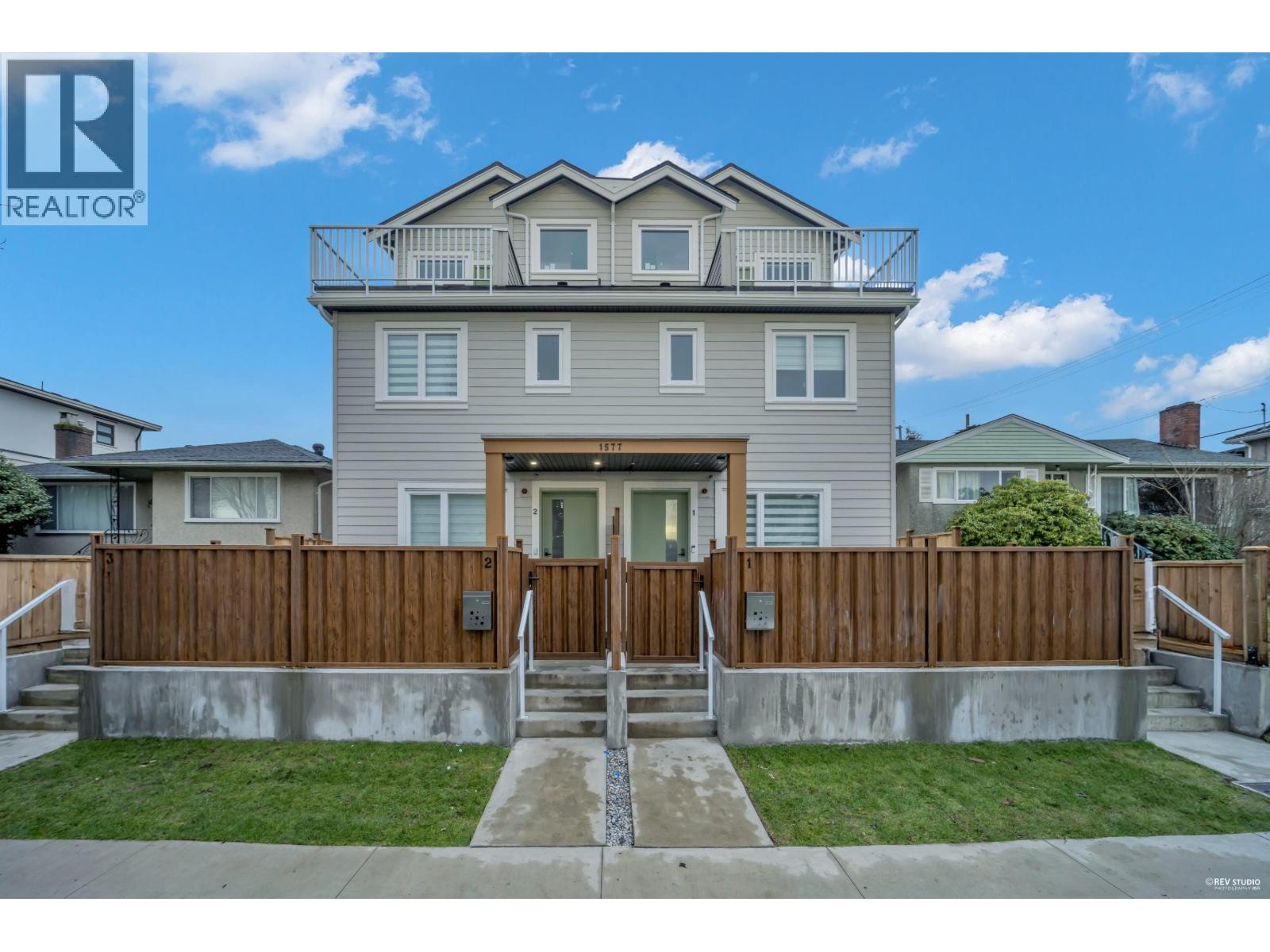 2 1577 E 58TH AVENUE