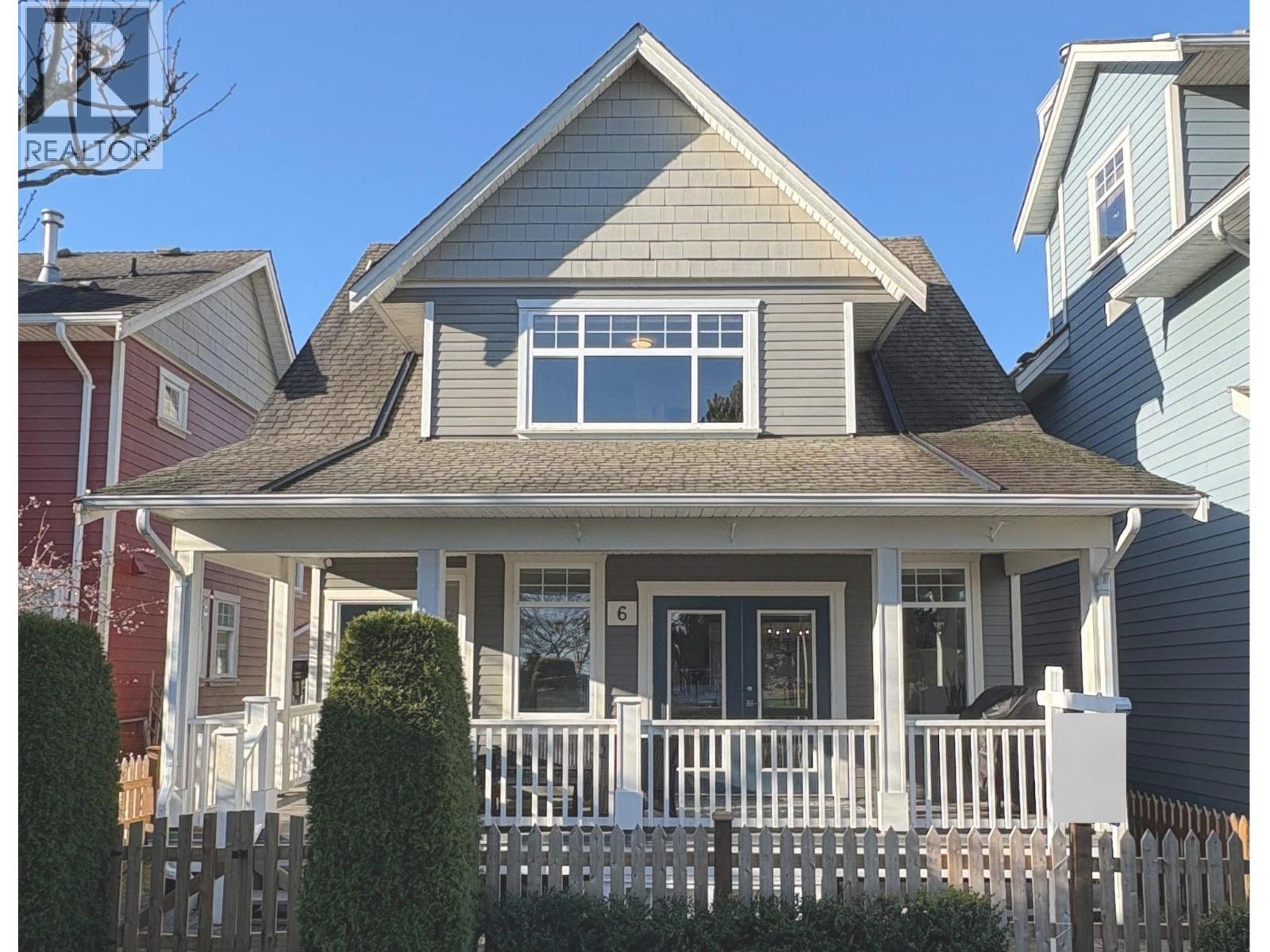 6 13160 PRINCESS STREET