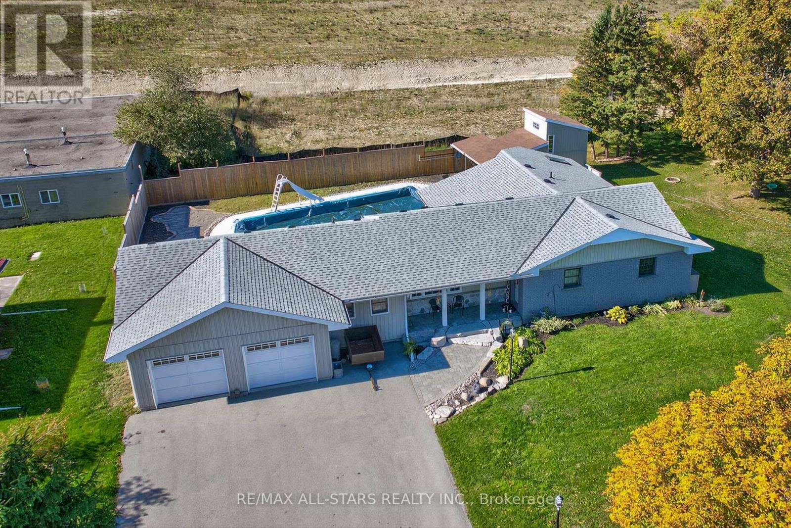 291 ANGELINE STREET N