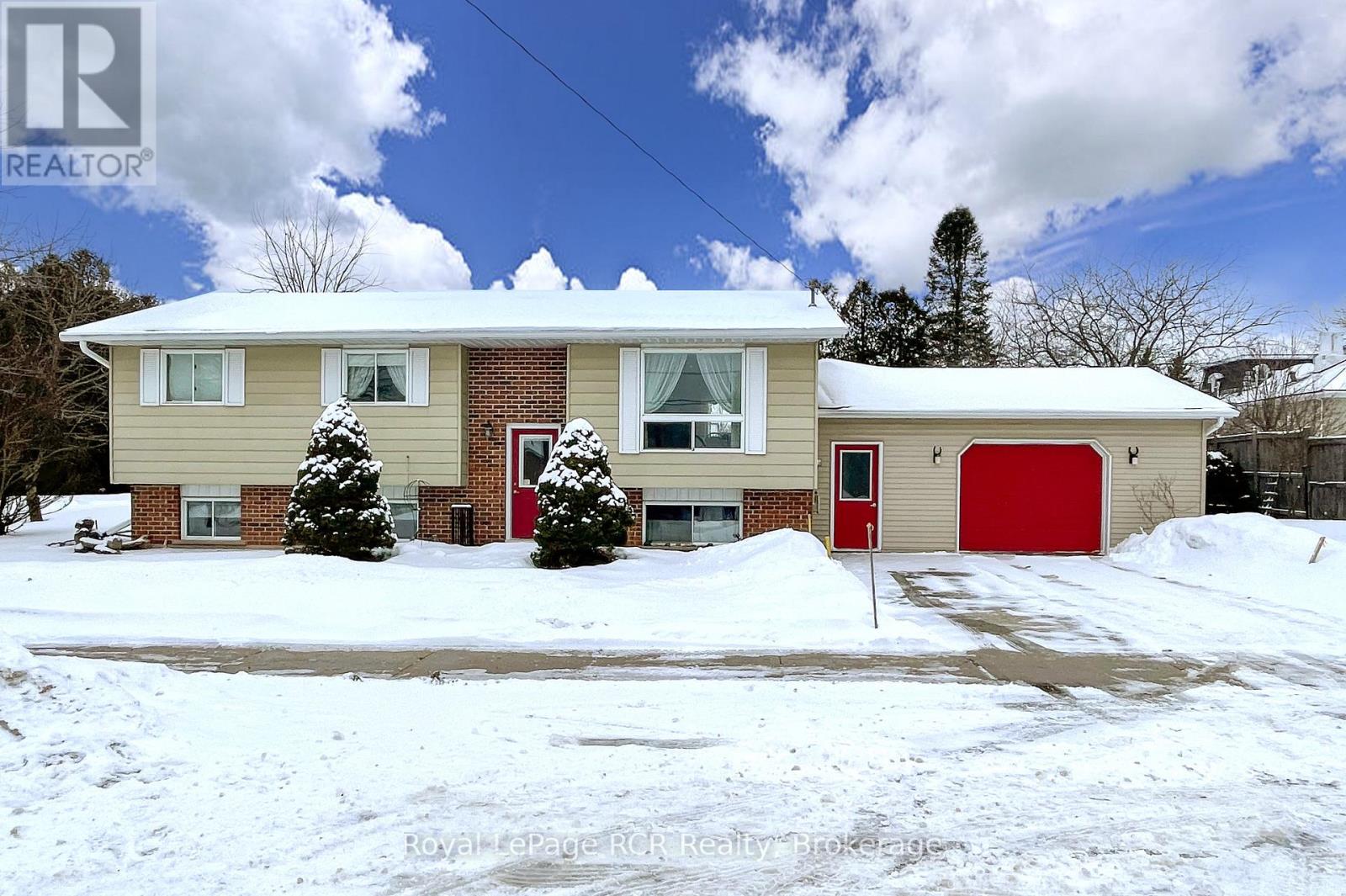 612 GARAFRAXA STREET N