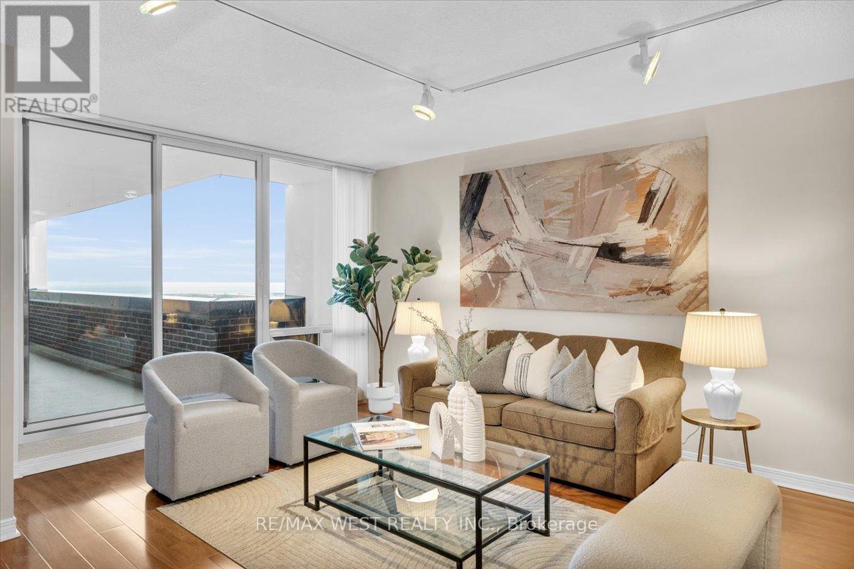 2005 - 1515 LAKESHORE ROAD E