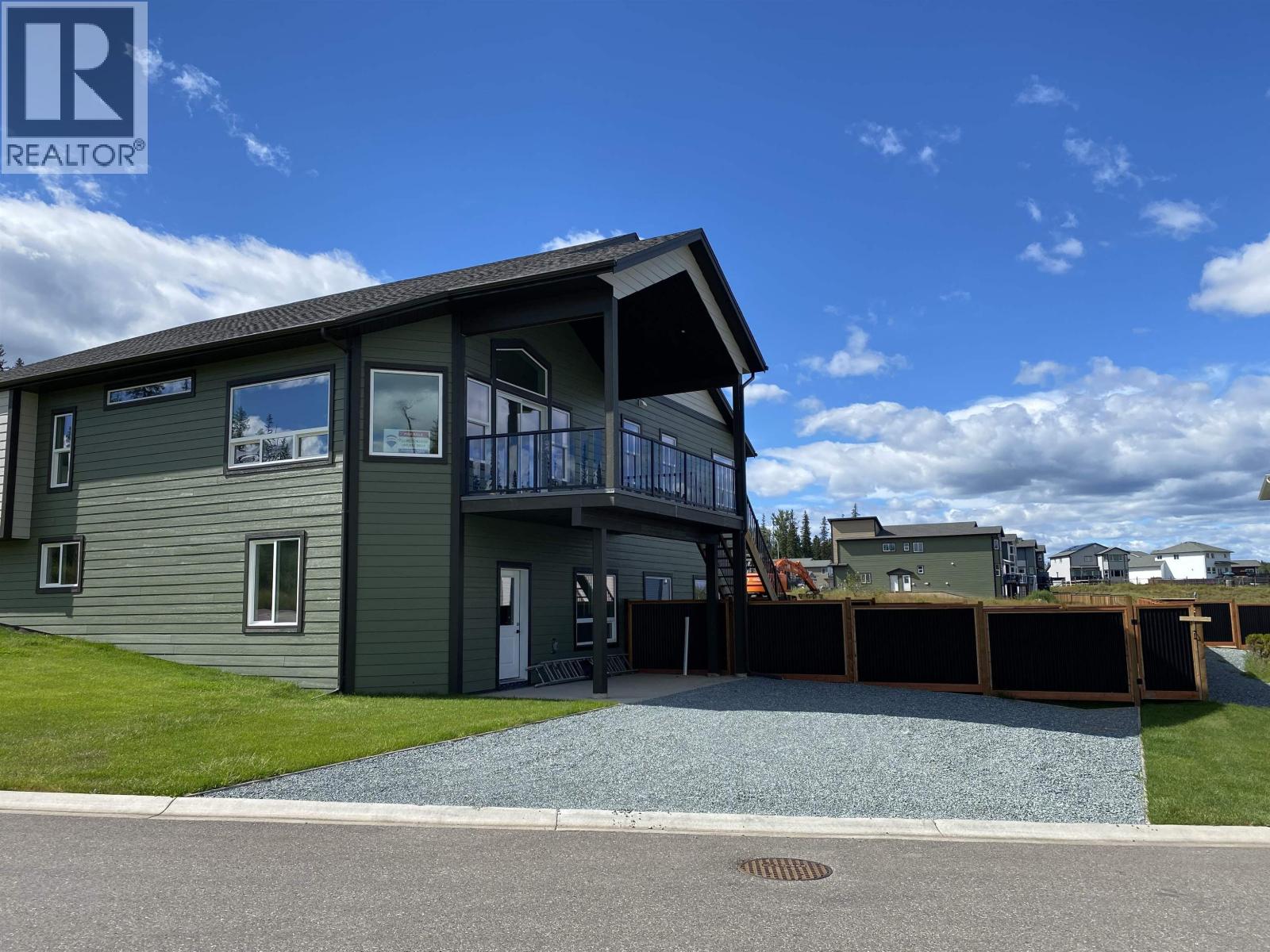 7428 FOXRIDGE AVENUE