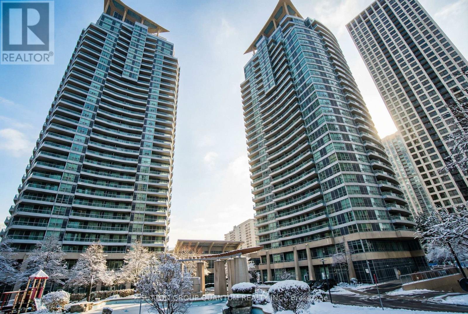 2705 - 1 ELM DRIVE W