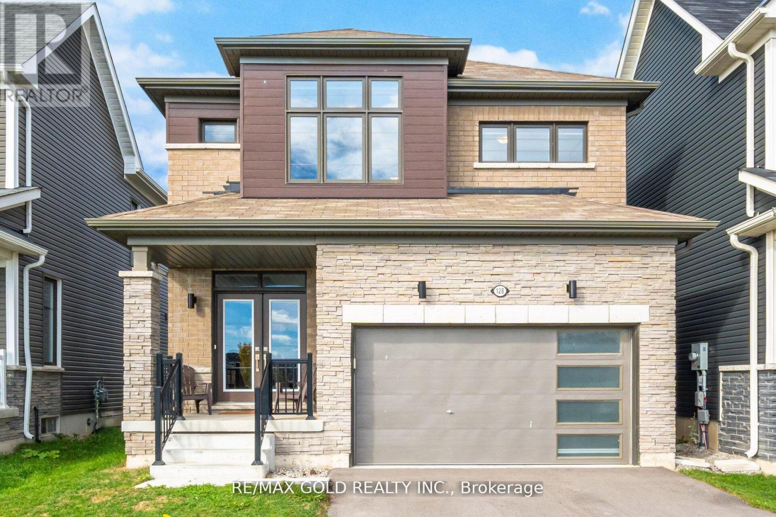 128 WHITHORN CRESCENT