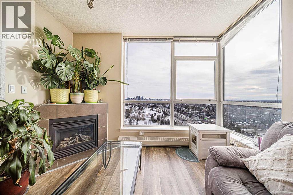 2102, 77 Spruce Place SW