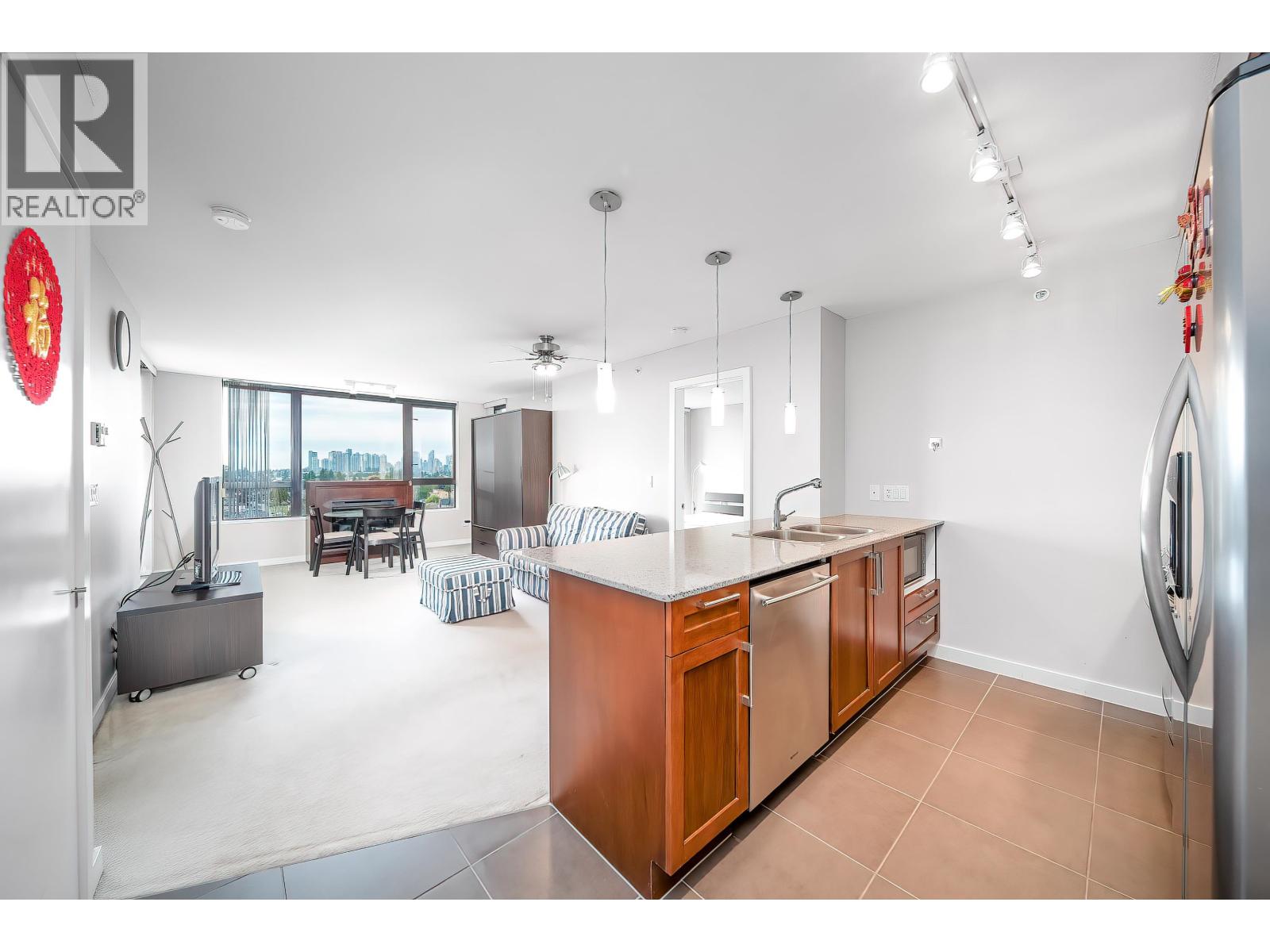 1205 7088 SALISBURY AVENUE