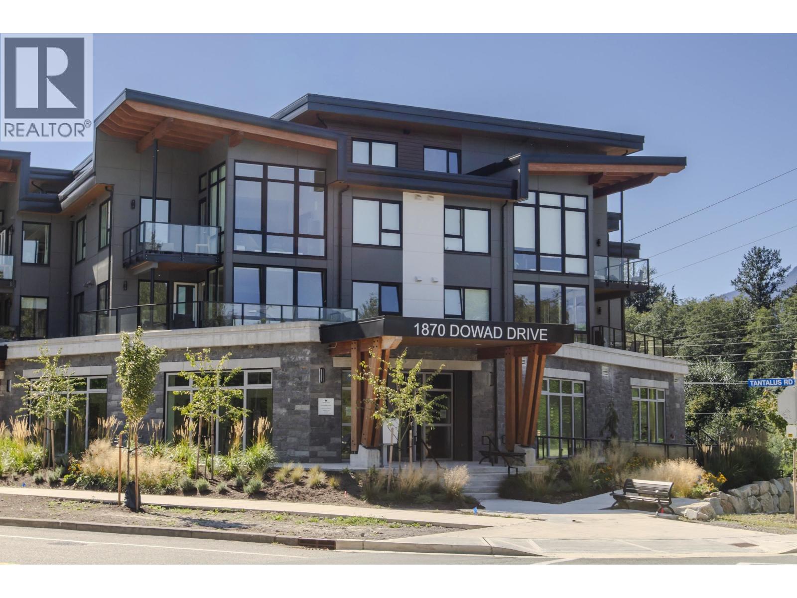 220 1870 DOWAD DRIVE