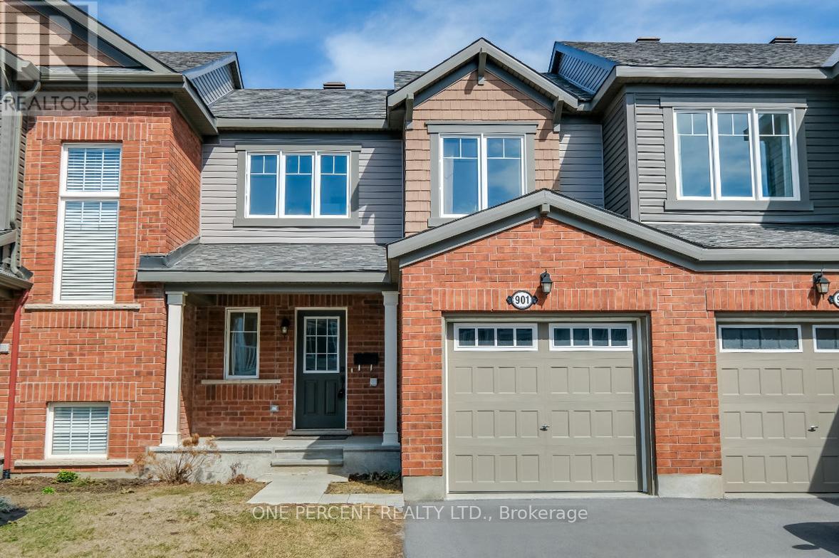 901 FAMEFLOWER STREET