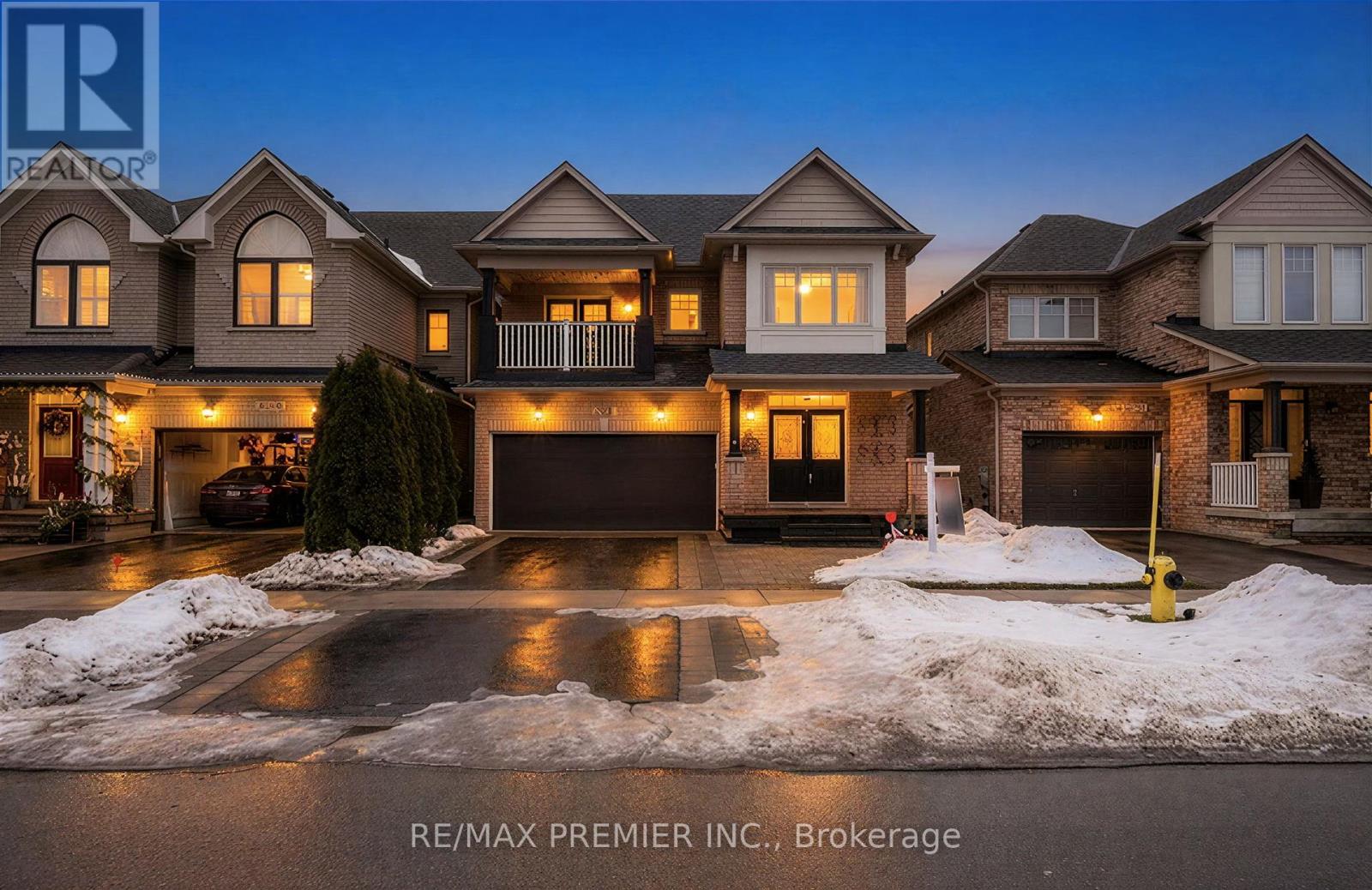 201 WEST LAWN CRESCENT