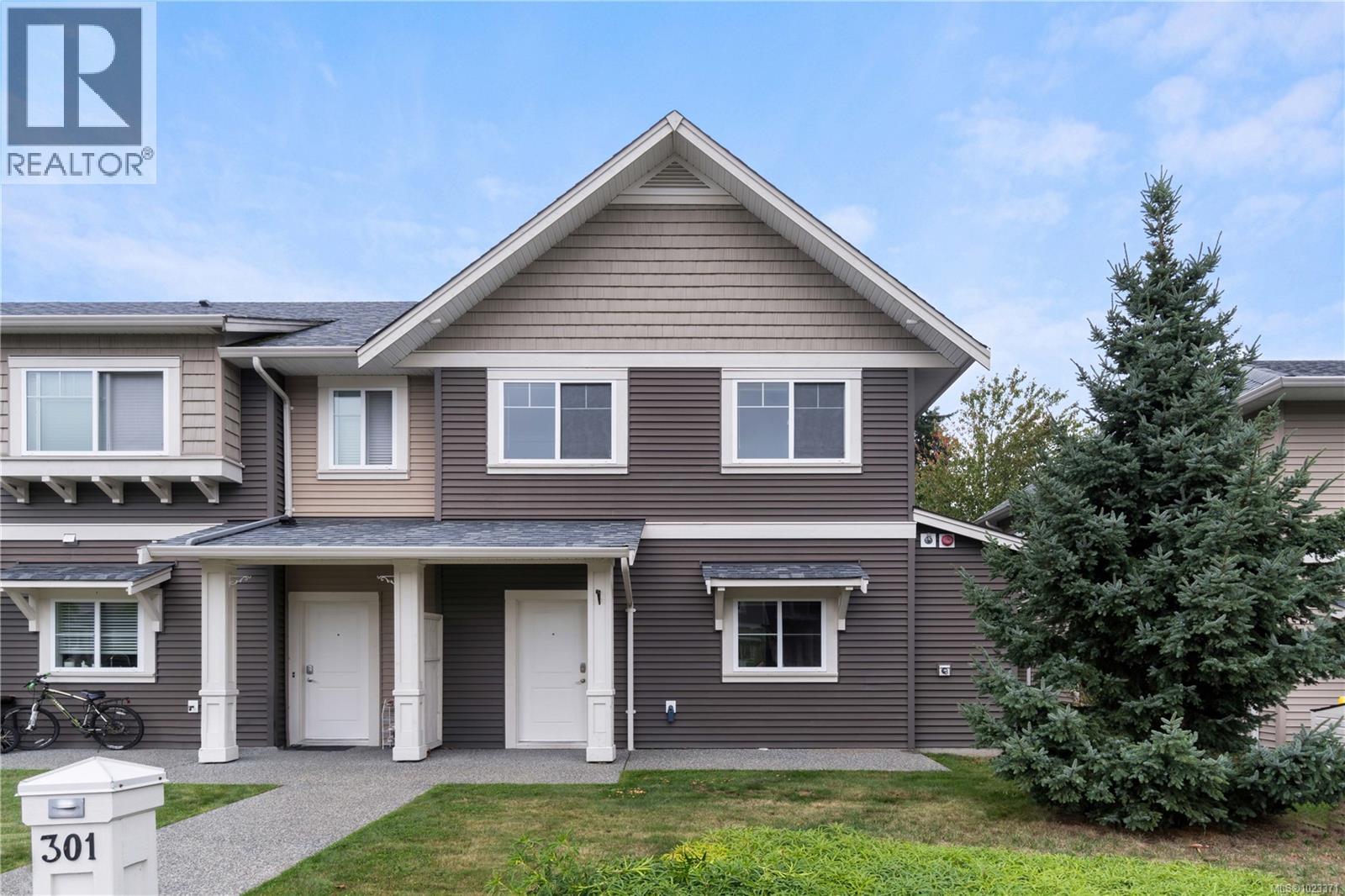 301 1675 Crescent View Dr