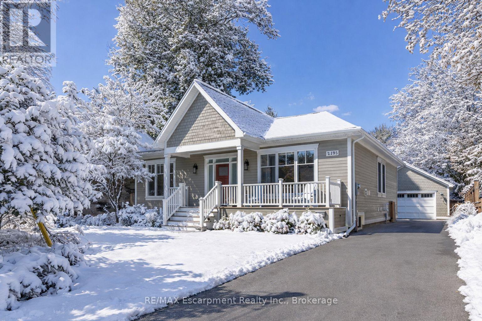 2195 COURTLAND DRIVE