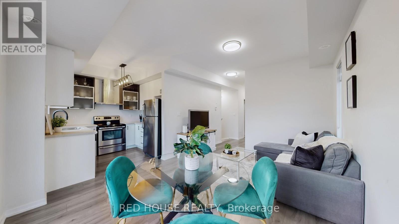 E08 - 26 BRUCE STREET